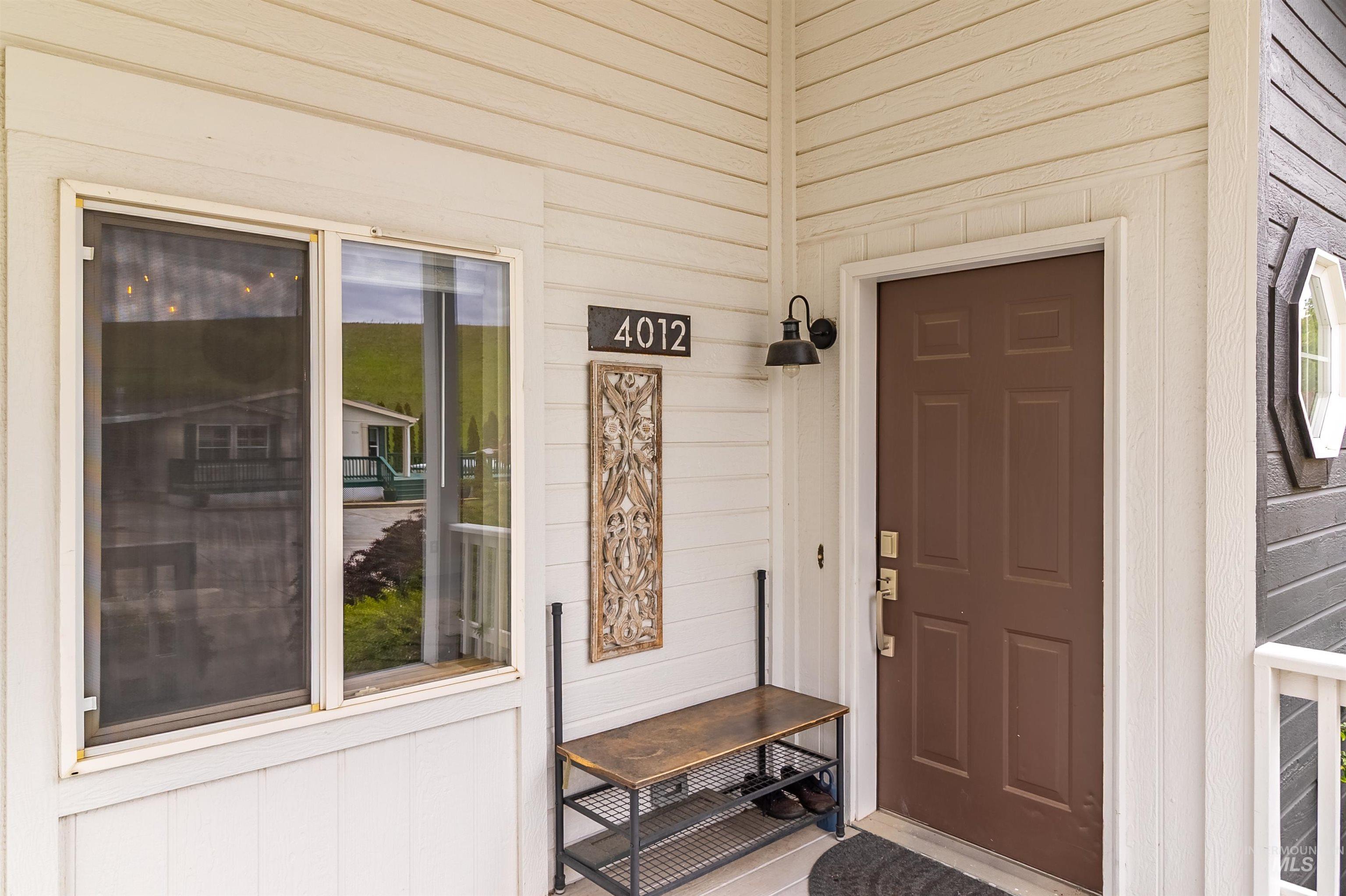 609 N Almon, Moscow, Idaho 83843, 3 Bedrooms, 2 Bathrooms, Residential For Sale, Price $140,000,MLS 98948059