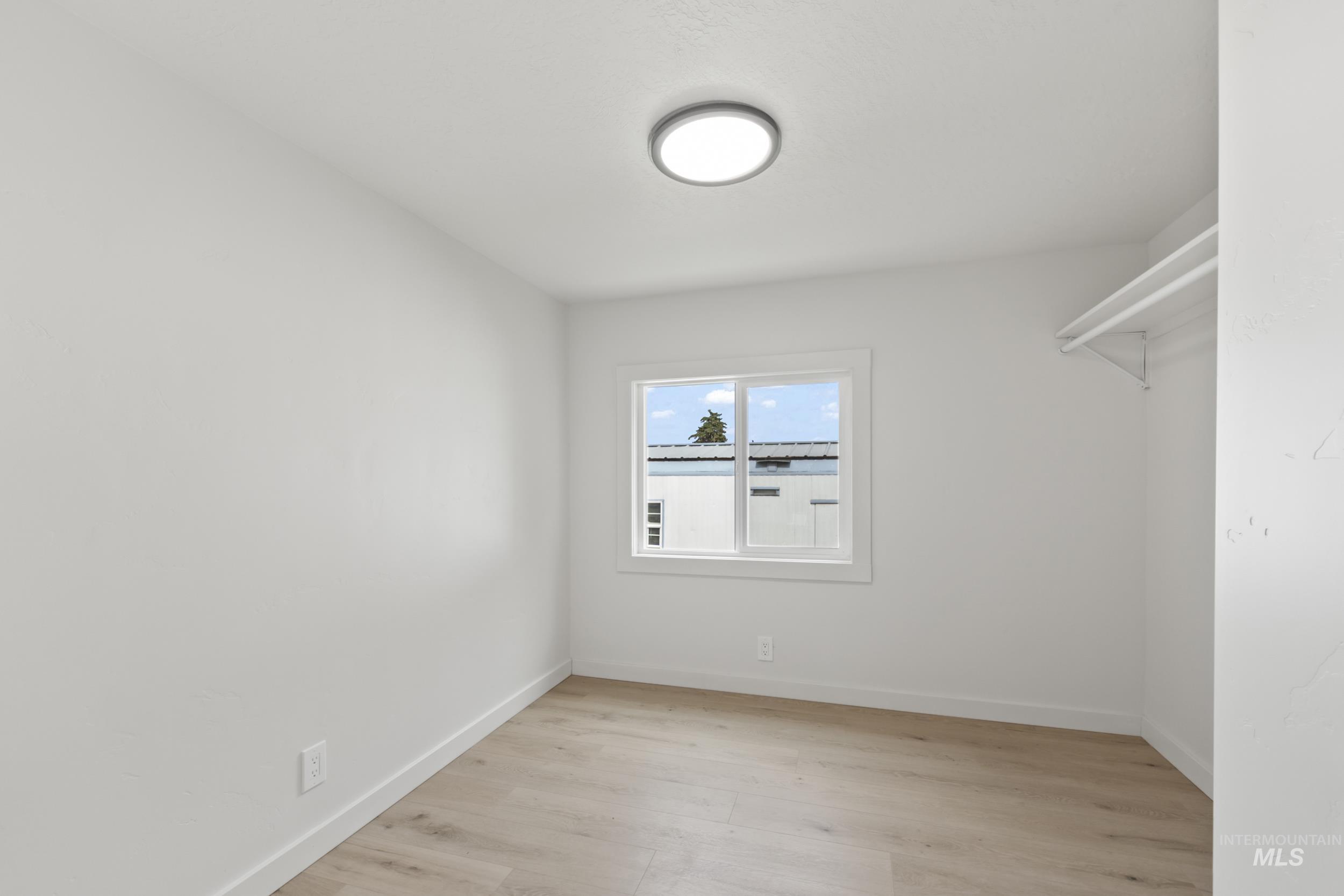 8417 W. Fairview Ave, Boise, Idaho 83704, 3 Bedrooms, 1 Bathroom, Residential For Sale, Price $75,000,MLS 98948089