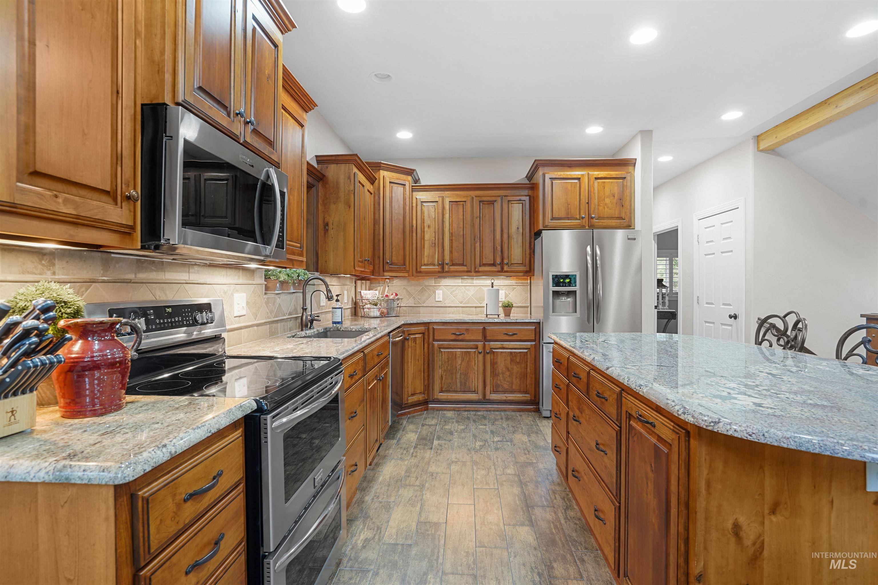 9 Autumn Blaze Lane, Salmon, Idaho 83467, 5 Bedrooms, 3.5 Bathrooms, Residential For Sale, Price $1,200,000,MLS 98948091