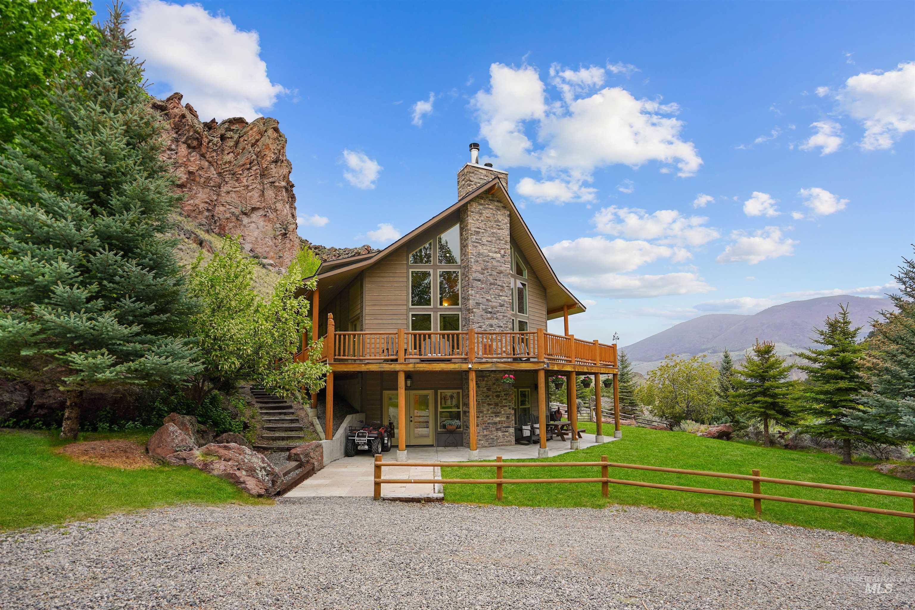 9 Autumn Blaze Lane, Salmon, Idaho 83467, 5 Bedrooms, 3.5 Bathrooms, Residential For Sale, Price $1,200,000,MLS 98948091