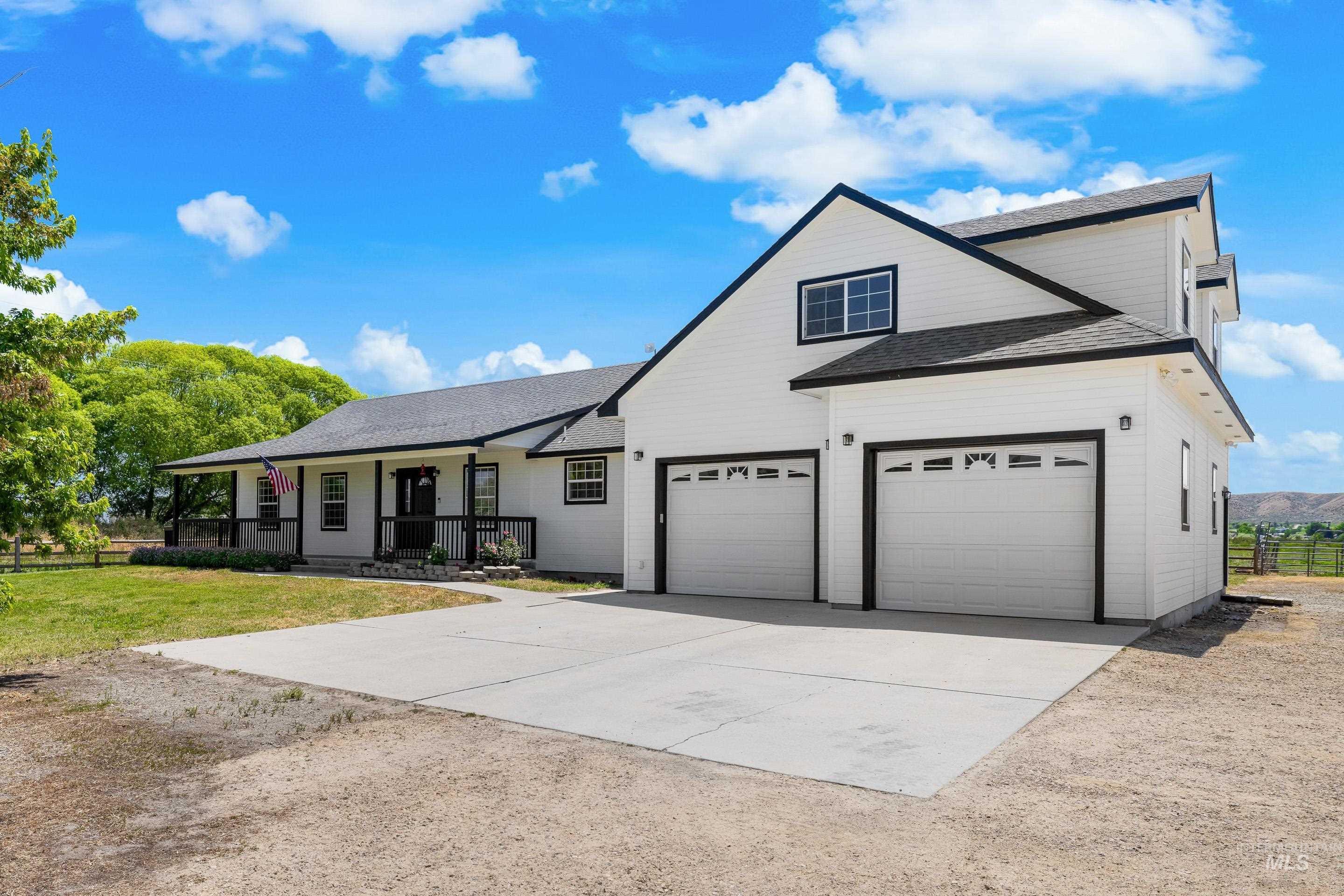 1415 Morehouse, Emmett, Idaho 83617, 3 Bedrooms, 2 Bathrooms, Residential For Sale, Price $845,800,MLS 98948107