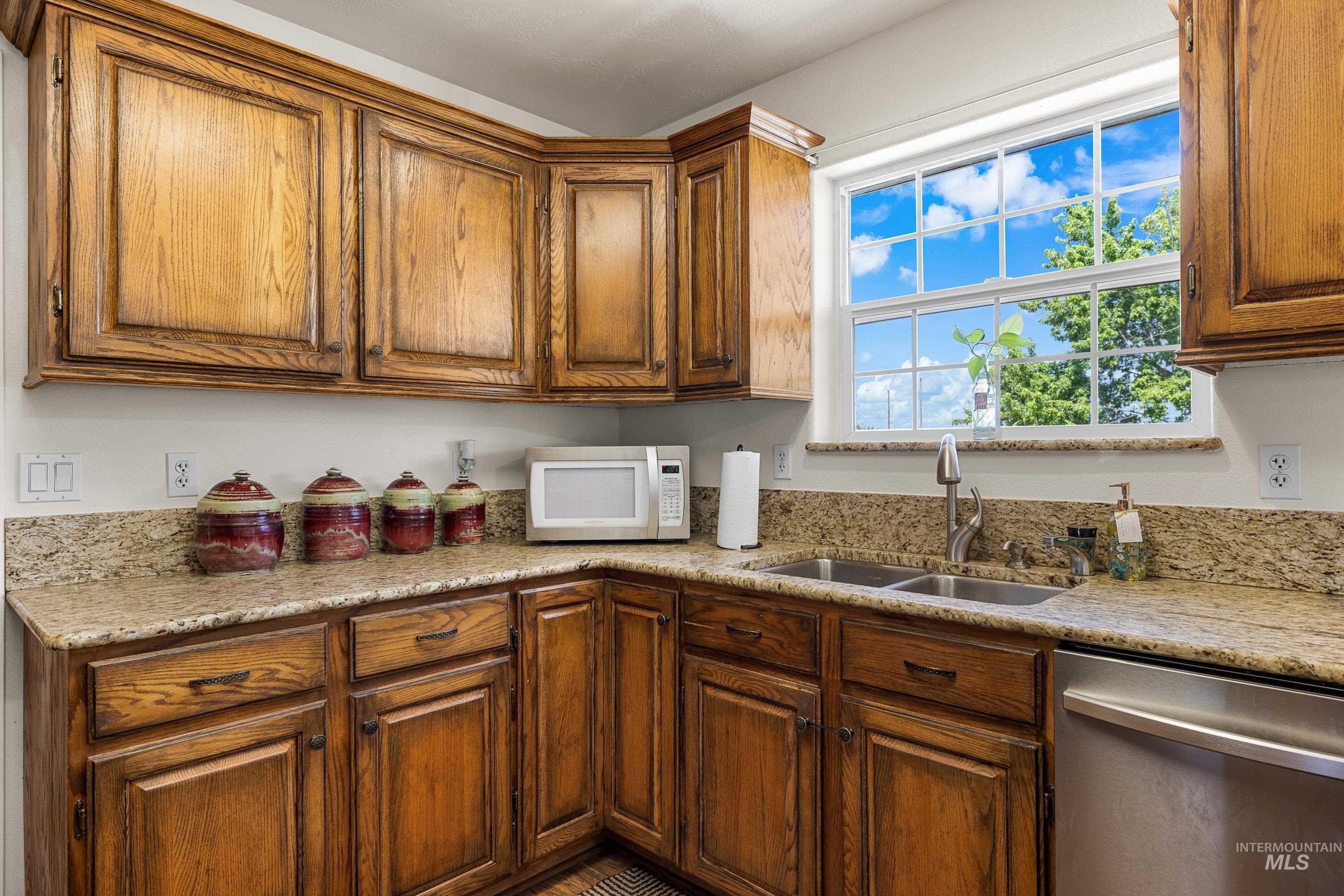 1415 Morehouse, Emmett, Idaho 83617, 3 Bedrooms, 2 Bathrooms, Residential For Sale, Price $845,800,MLS 98948107