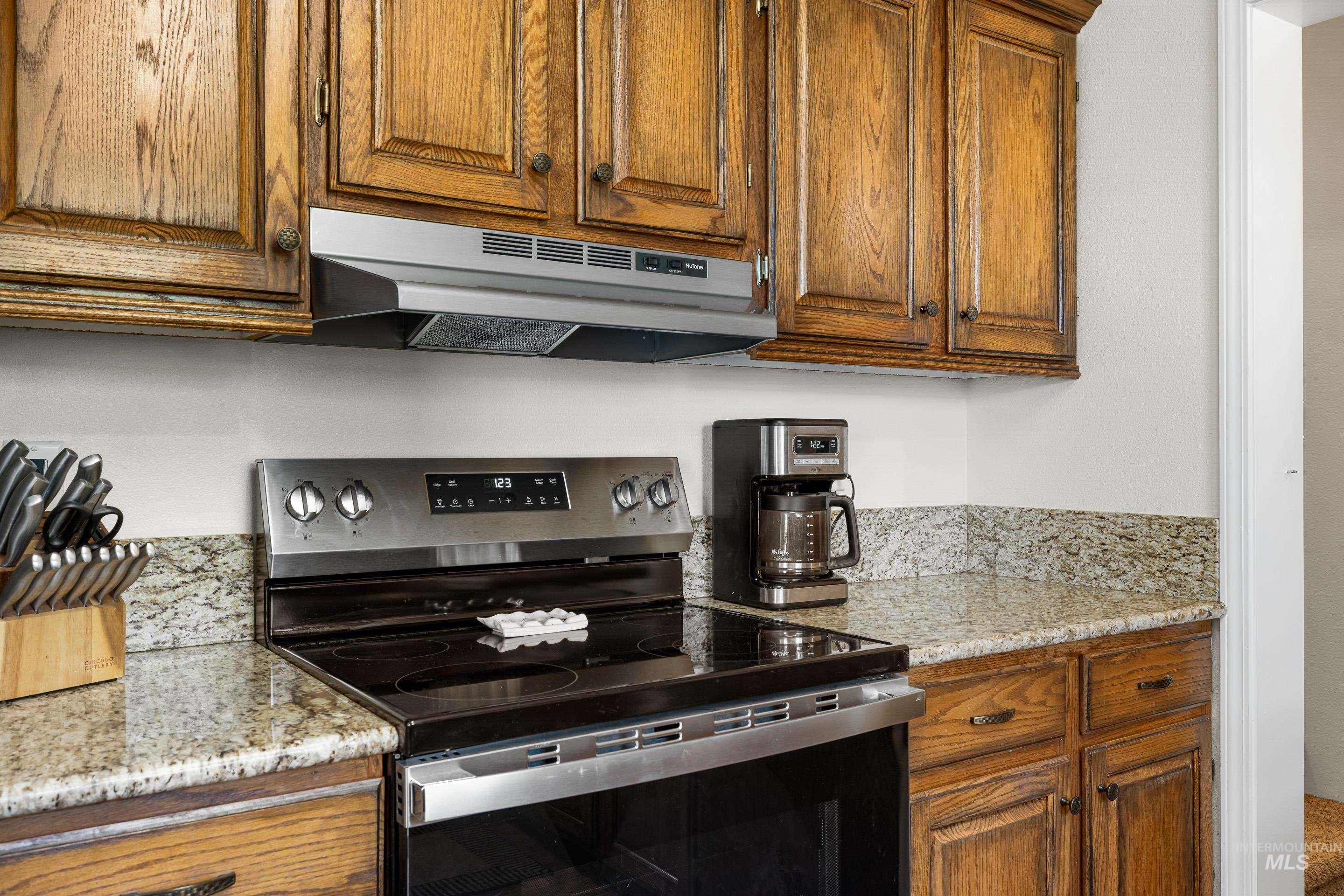 1415 Morehouse, Emmett, Idaho 83617, 3 Bedrooms, 2 Bathrooms, Residential For Sale, Price $845,800,MLS 98948107