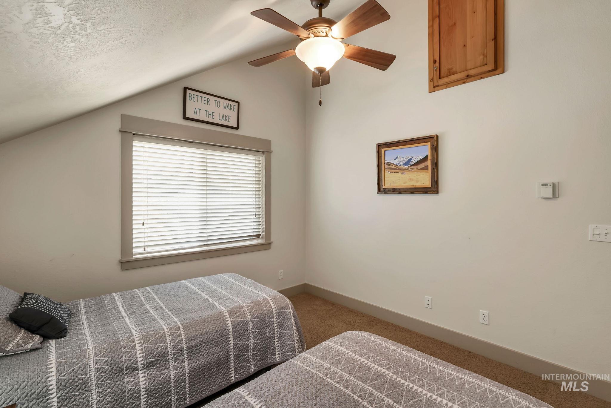 136 Paradise Lane, Donnelly, Idaho 83615, 3 Bedrooms, 2 Bathrooms, Residential For Sale, Price $925,000,MLS 98948134