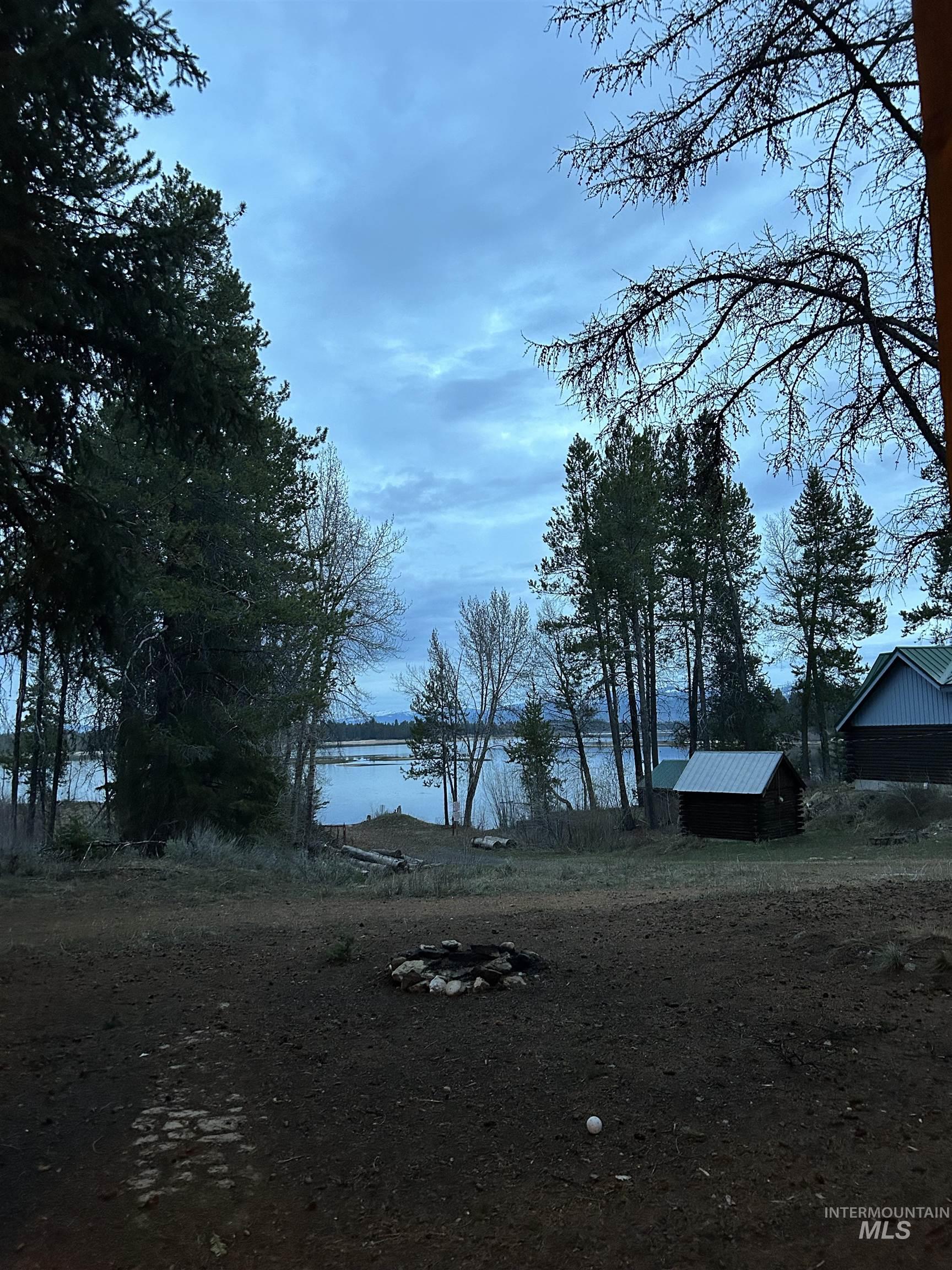 136 Paradise Lane, Donnelly, Idaho 83615, 3 Bedrooms, 2 Bathrooms, Residential For Sale, Price $925,000,MLS 98948134