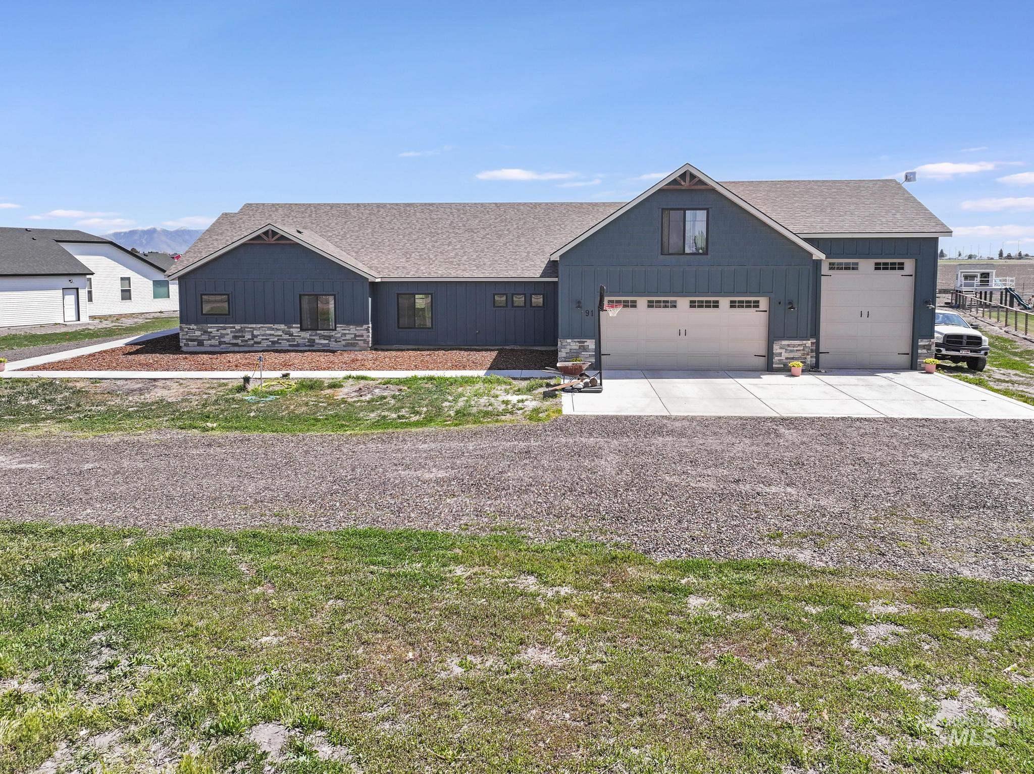 91 W 200 S, Burley, Idaho 83318, 5 Bedrooms, 2.5 Bathrooms, Residential For Sale, Price $699,950,MLS 98948137