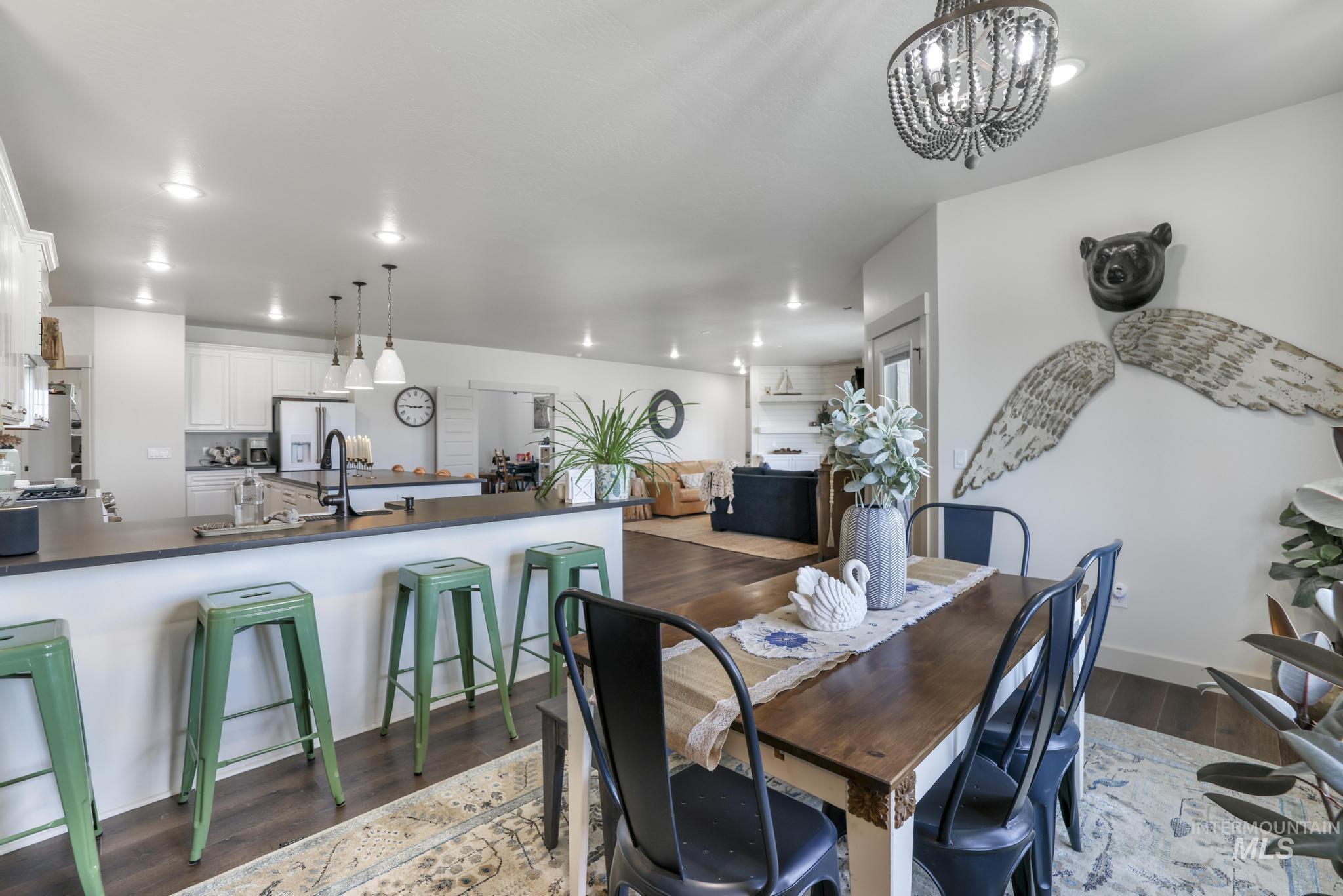 91 W 200 S, Burley, Idaho 83318, 5 Bedrooms, 2.5 Bathrooms, Residential For Sale, Price $699,950,MLS 98948137