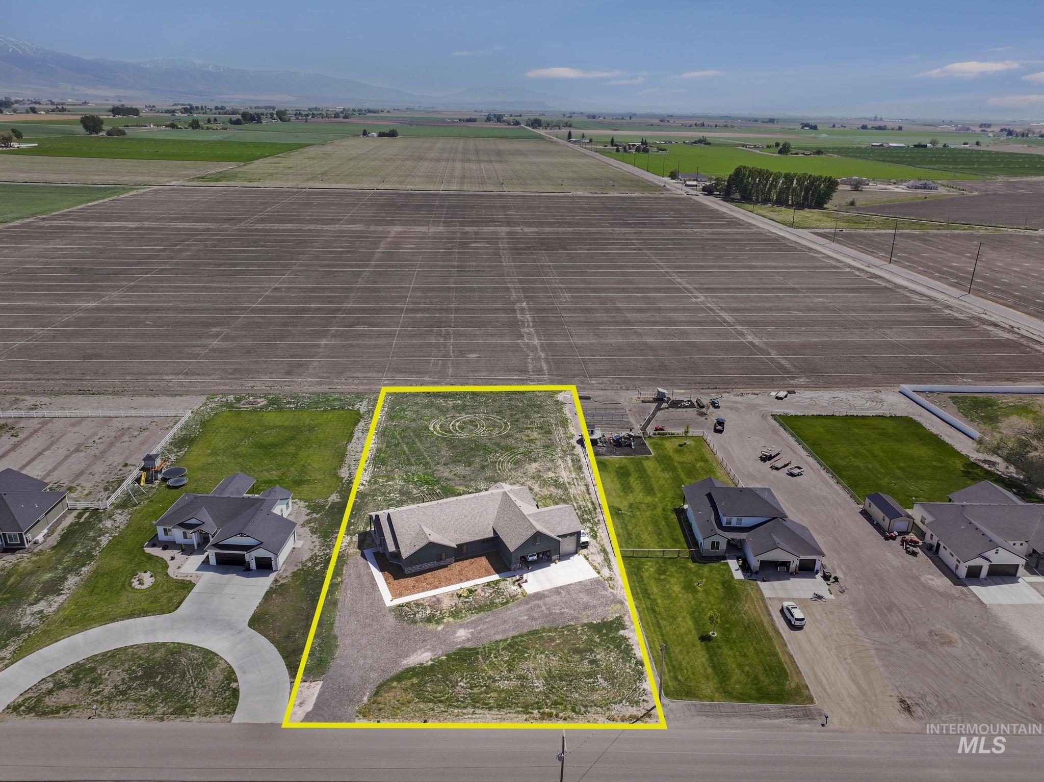 91 W 200 S, Burley, Idaho 83318, 5 Bedrooms, 2.5 Bathrooms, Residential For Sale, Price $699,950,MLS 98948137