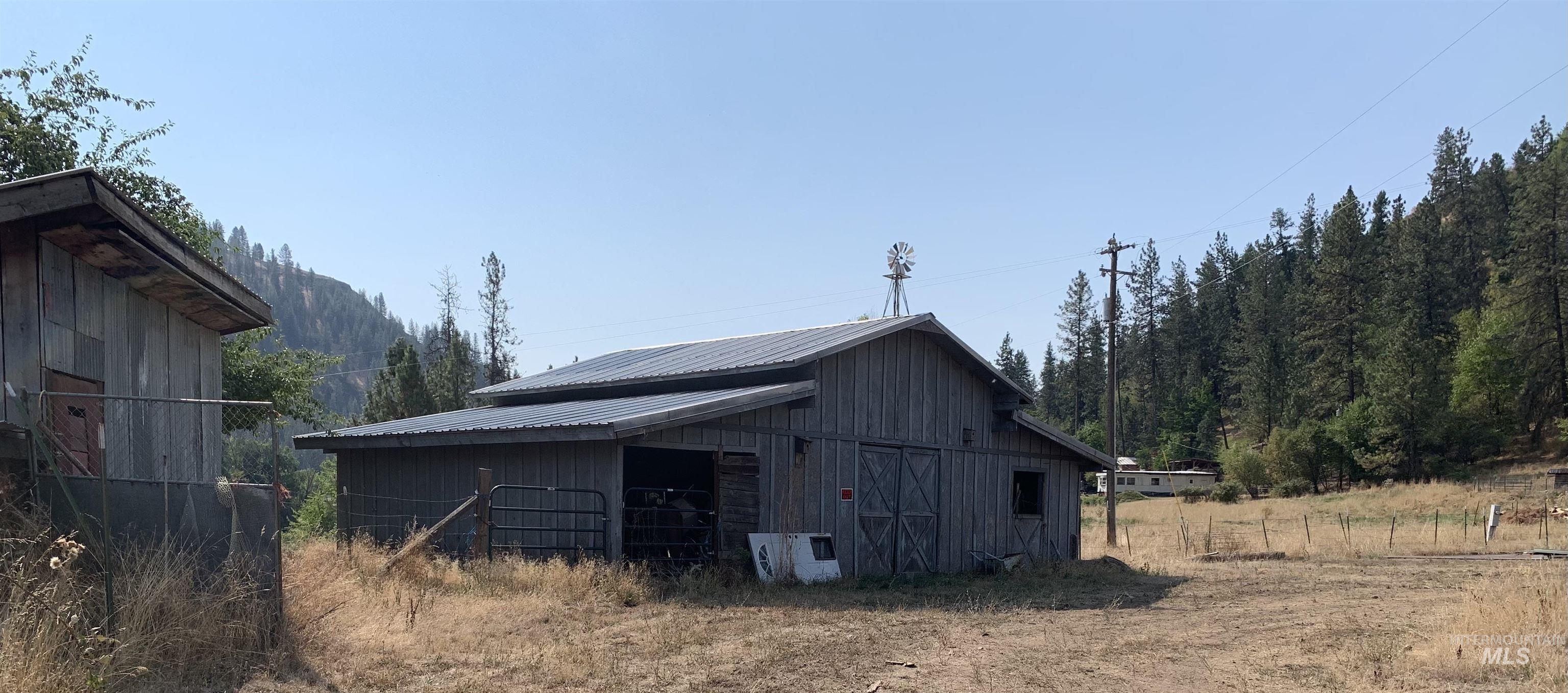 120 Three Bear Lane, Stites, Idaho 83552, 3 Bedrooms, 2 Bathrooms, Residential For Sale, Price $600,000,MLS 98948150