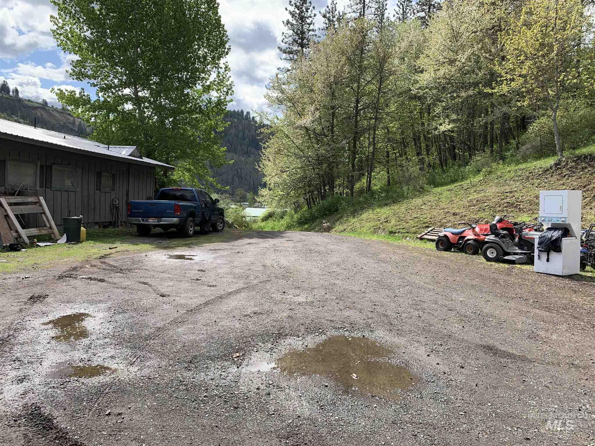 120 Three Bear Lane, Stites, Idaho 83552, 3 Bedrooms, 2 Bathrooms, Residential For Sale, Price $600,000,MLS 98948150