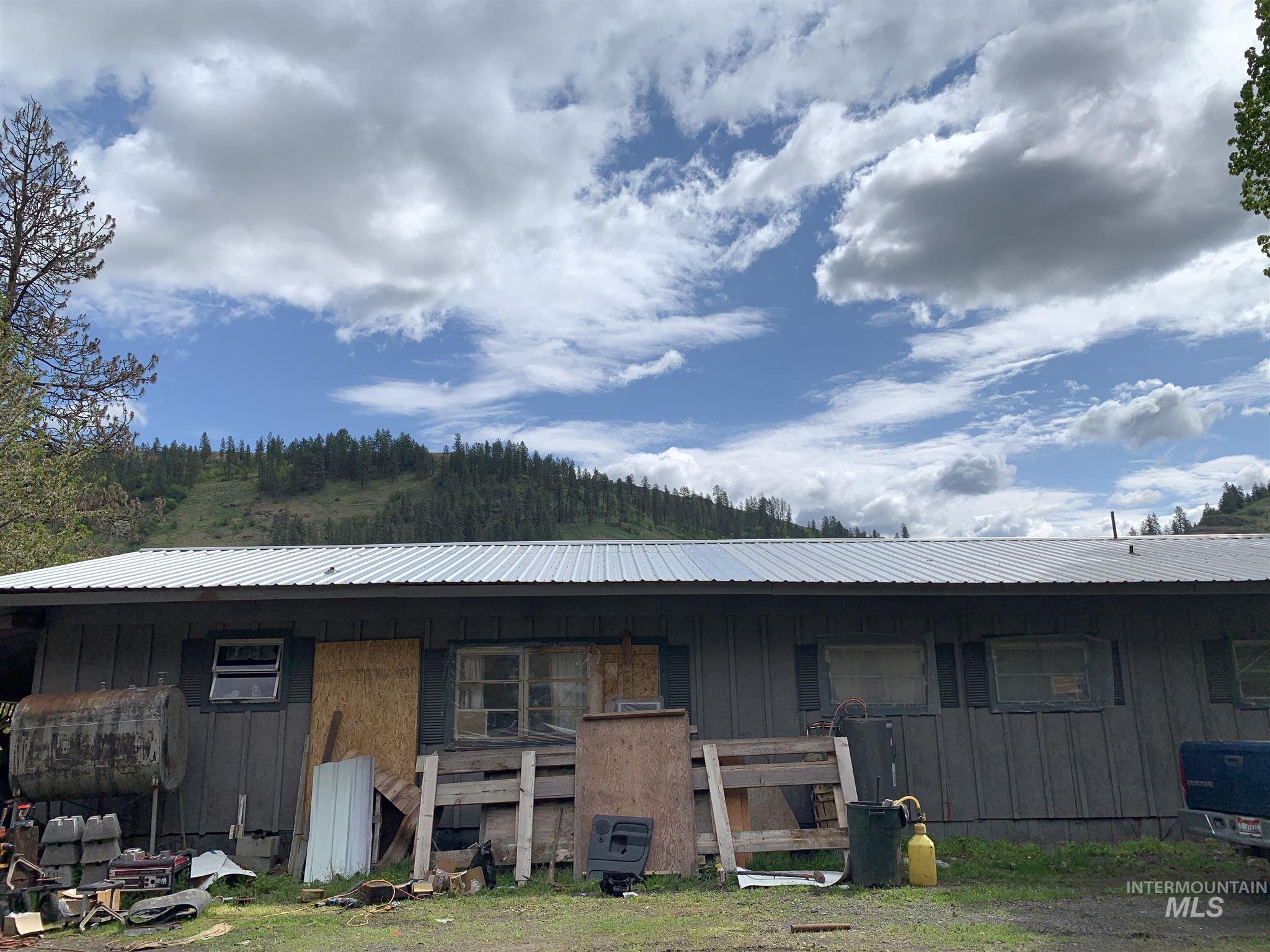 120 Three Bear Lane, Stites, Idaho 83552, 3 Bedrooms, 2 Bathrooms, Residential For Sale, Price $600,000,MLS 98948150