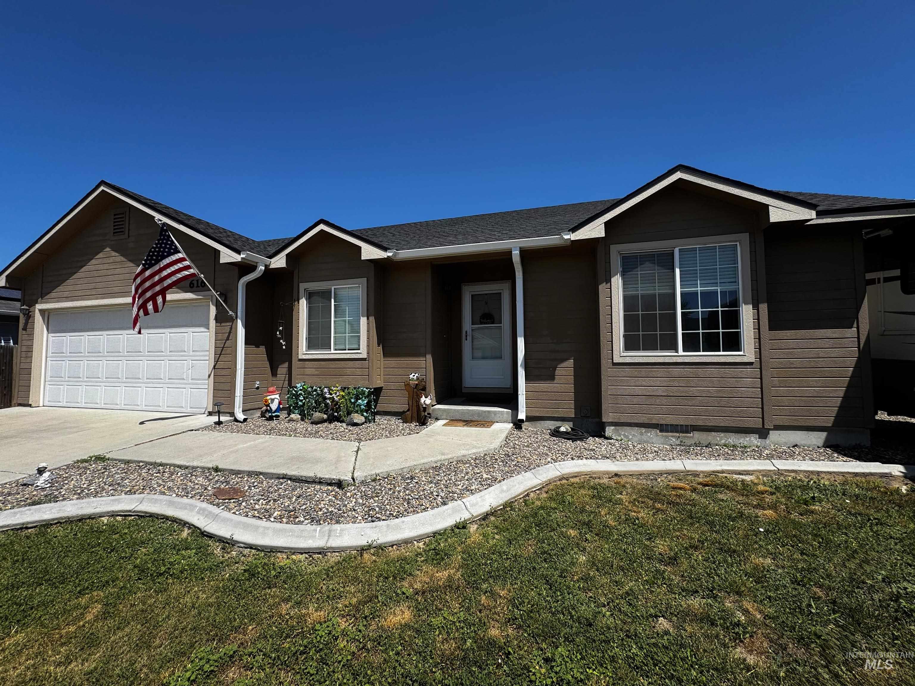 616 Colton ST, New Plymouth, Idaho 83655, 3 Bedrooms, 2 Bathrooms, Residential For Sale, Price $370,000,MLS 98948187