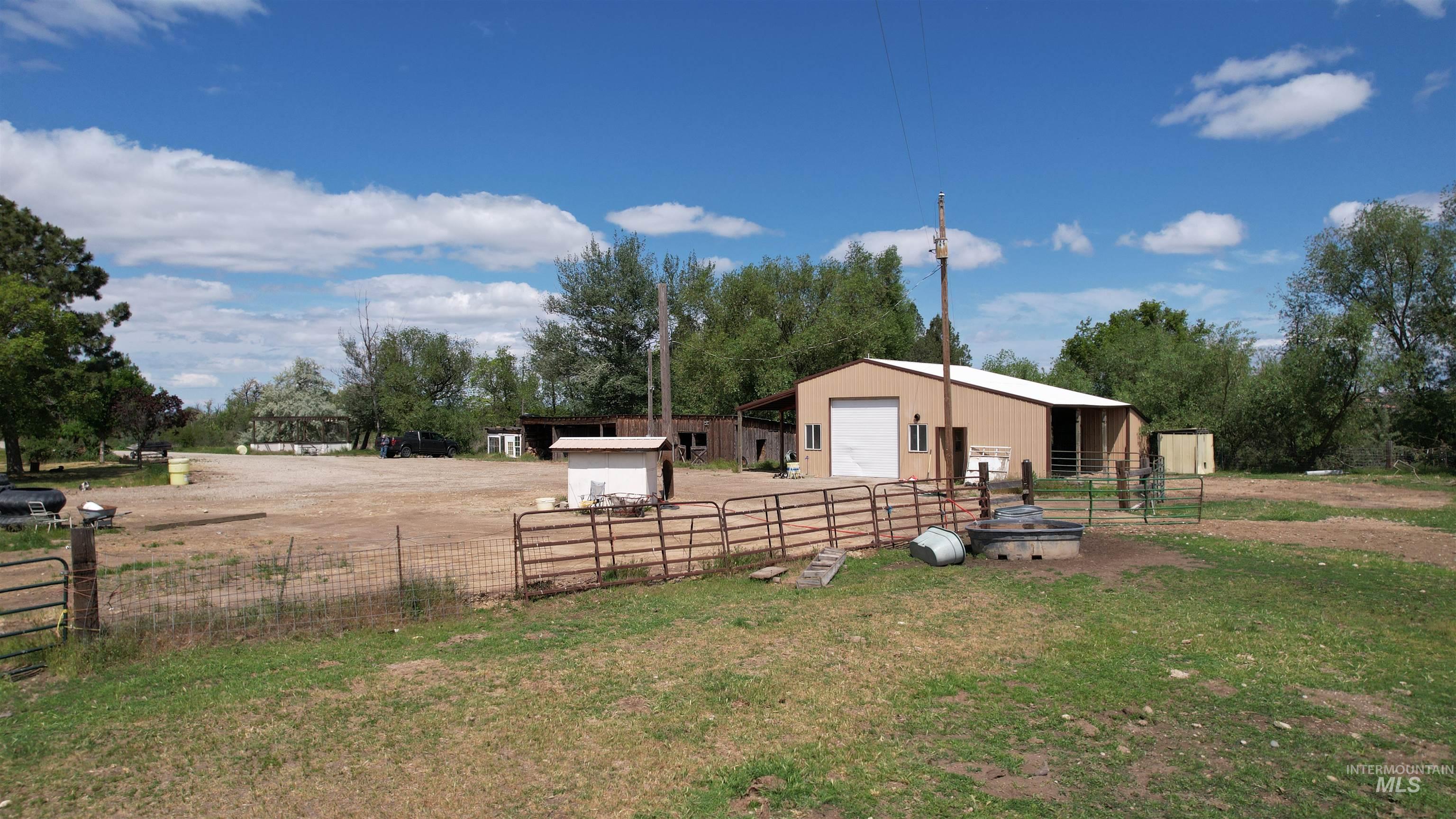 1334 Morehouse Rd., Emmett, Idaho 83617, 3 Bedrooms, 3 Bathrooms, Residential For Sale, Price $895,000,MLS 98948233