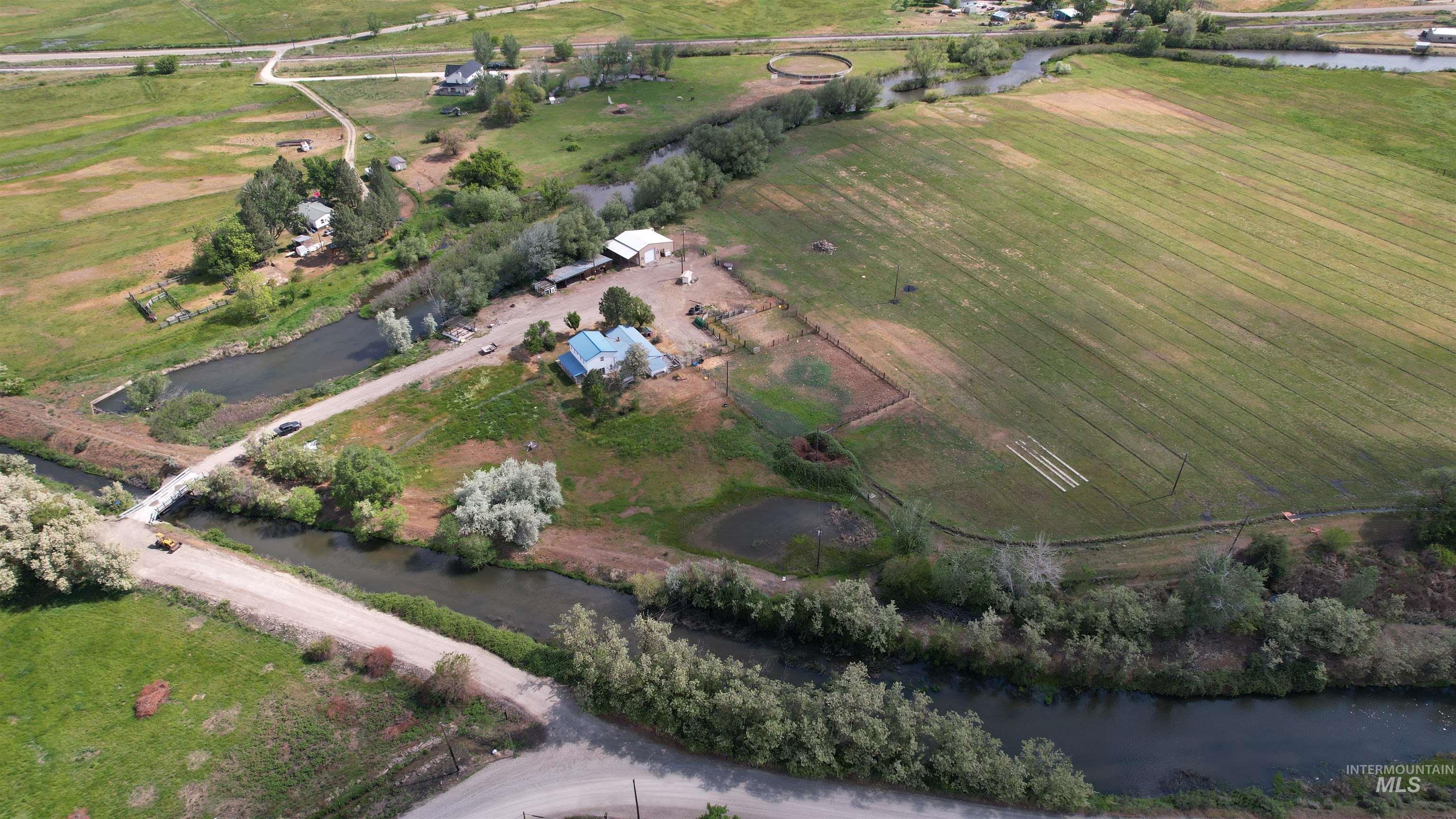 1334 Morehouse Rd., Emmett, Idaho 83617, 3 Bedrooms, 3 Bathrooms, Residential For Sale, Price $895,000,MLS 98948233