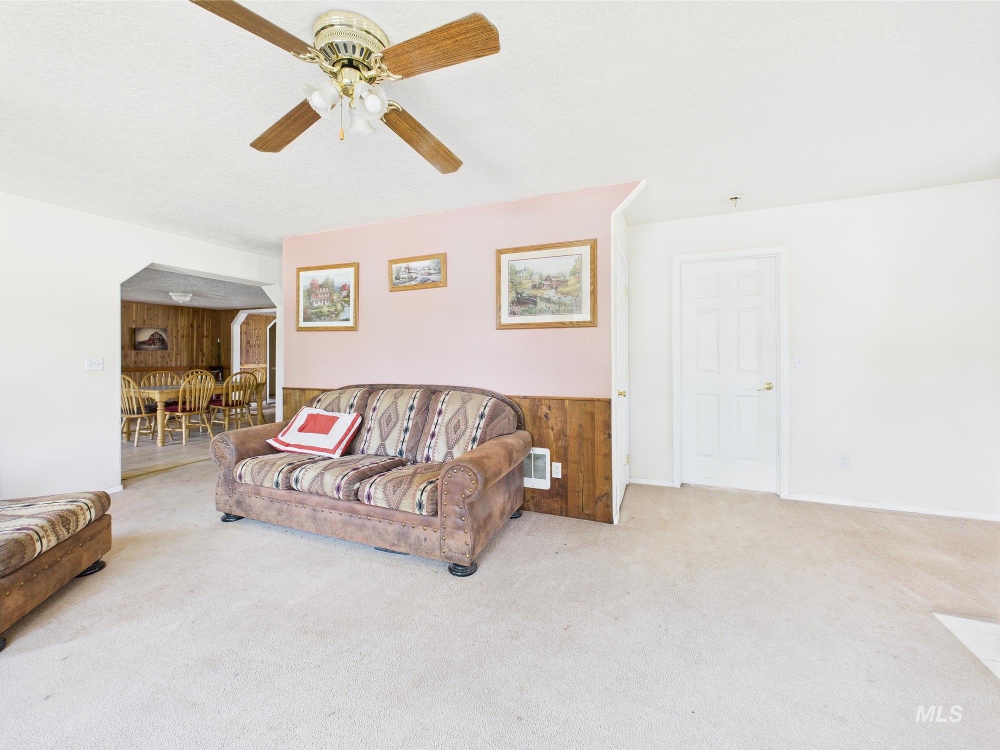 1334 Morehouse Rd., Emmett, Idaho 83617, 3 Bedrooms, 3 Bathrooms, Residential For Sale, Price $895,000,MLS 98948233