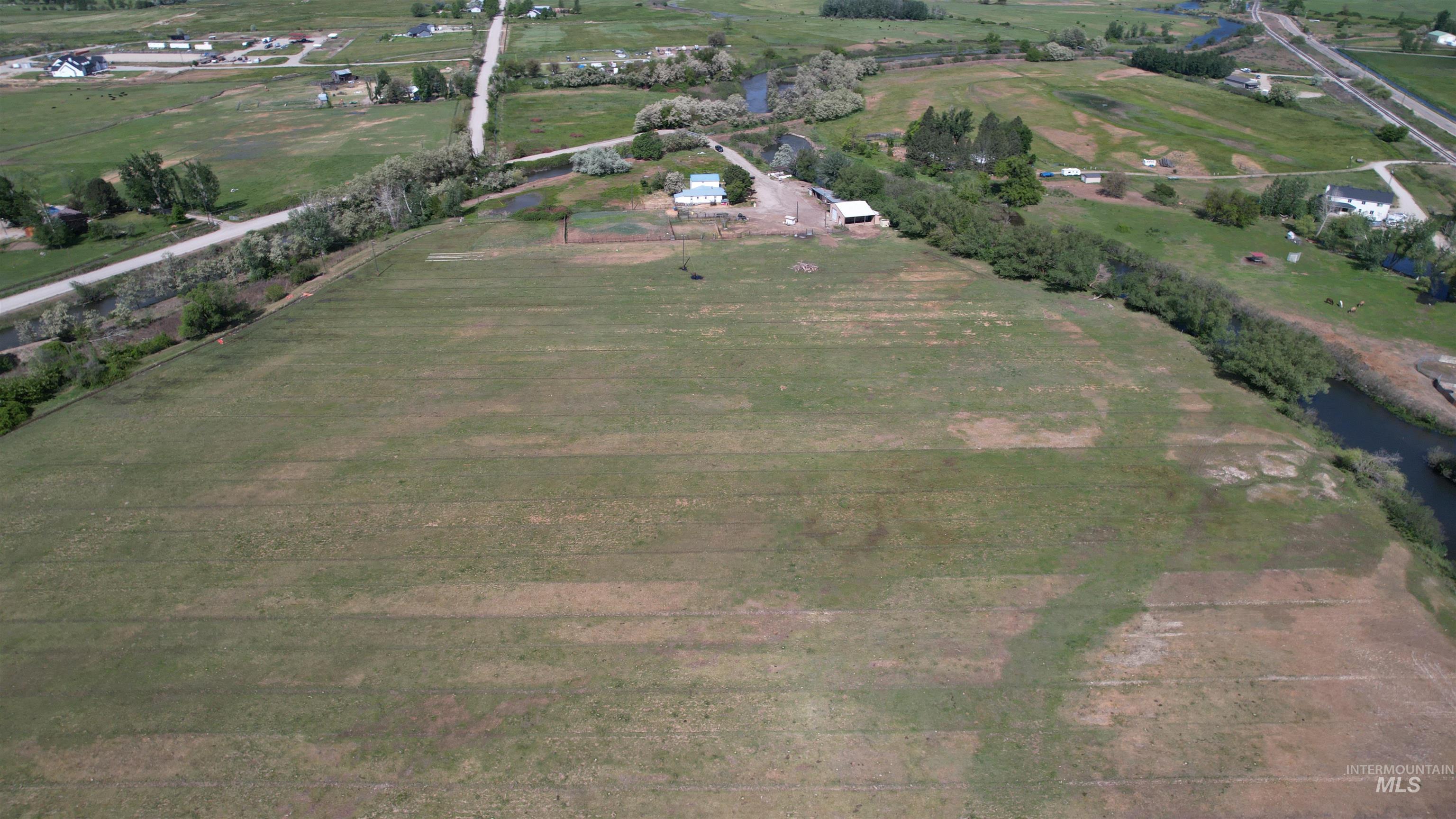 1334 Morehouse Rd., Emmett, Idaho 83617, 3 Bedrooms, 3 Bathrooms, Residential For Sale, Price $895,000,MLS 98948233