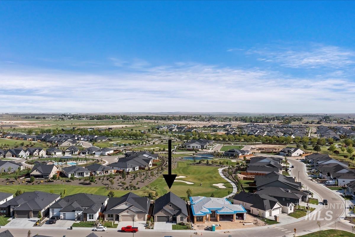 12013 W Zamalek Ct, Kuna, Idaho 83634, 3 Bedrooms, 2 Bathrooms, Residential For Sale, Price $679,900,MLS 98948236