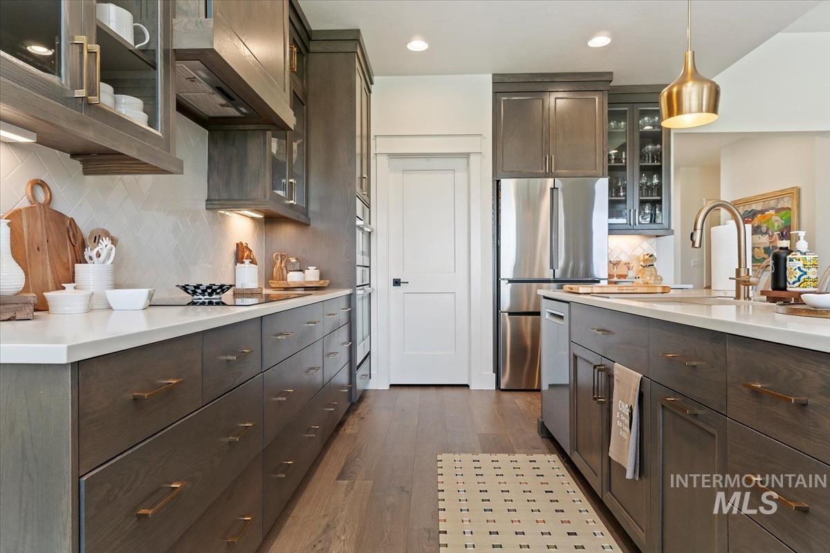 12013 W Zamalek Ct, Kuna, Idaho 83634, 3 Bedrooms, 2 Bathrooms, Residential For Sale, Price $679,900,MLS 98948236