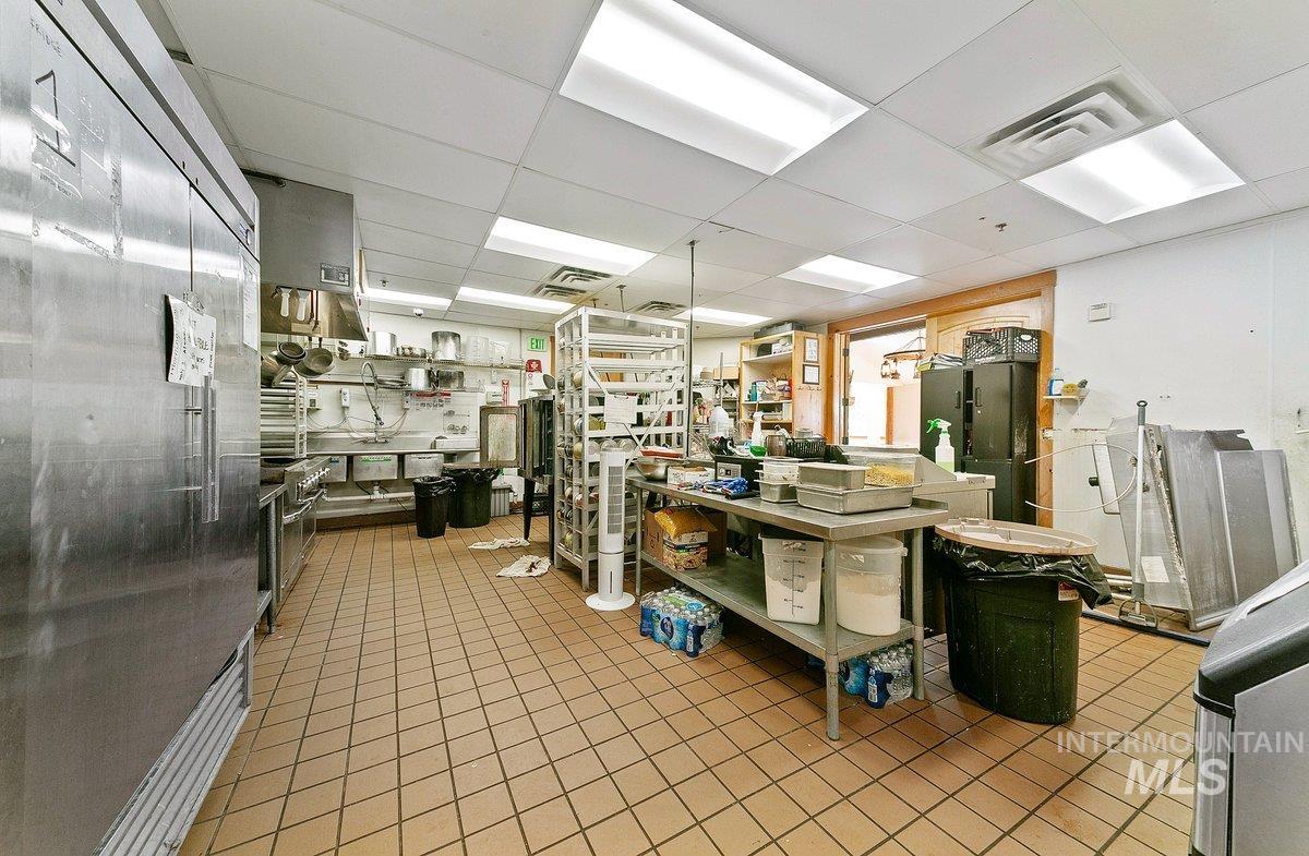 5001 Cherry Gulch Lane, Emmett, Idaho 83617, 10 Bedrooms, 20 Bathrooms, Residential For Sale, Price $3,750,000,MLS 98948292