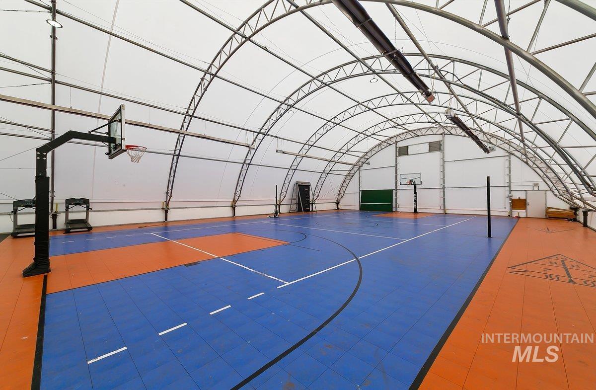 5001 Cherry Gulch Lane, Emmett, Idaho 83617, 10 Bedrooms, 20 Bathrooms, Residential For Sale, Price $3,750,000,MLS 98948292