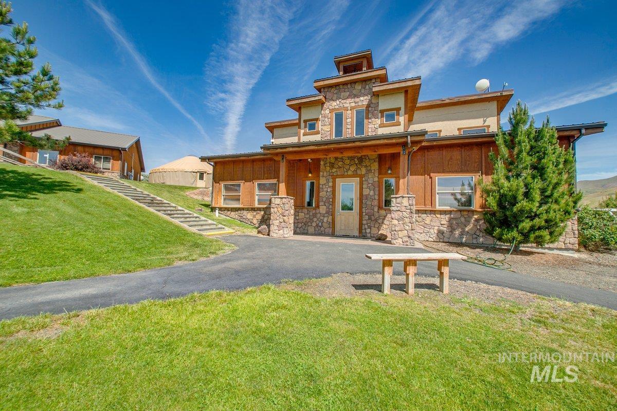 5001 Cherry Gulch Lane, Emmett, Idaho 83617, 10 Bedrooms, 20 Bathrooms, Residential For Sale, Price $3,750,000,MLS 98948292