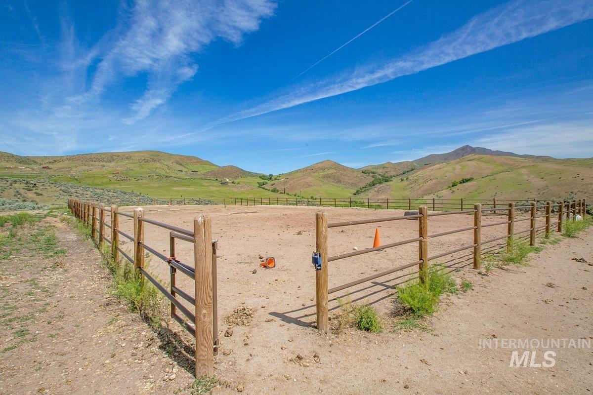 5001 Cherry Gulch Lane, Emmett, Idaho 83617, 10 Bedrooms, 20 Bathrooms, Residential For Sale, Price $3,750,000,MLS 98948292