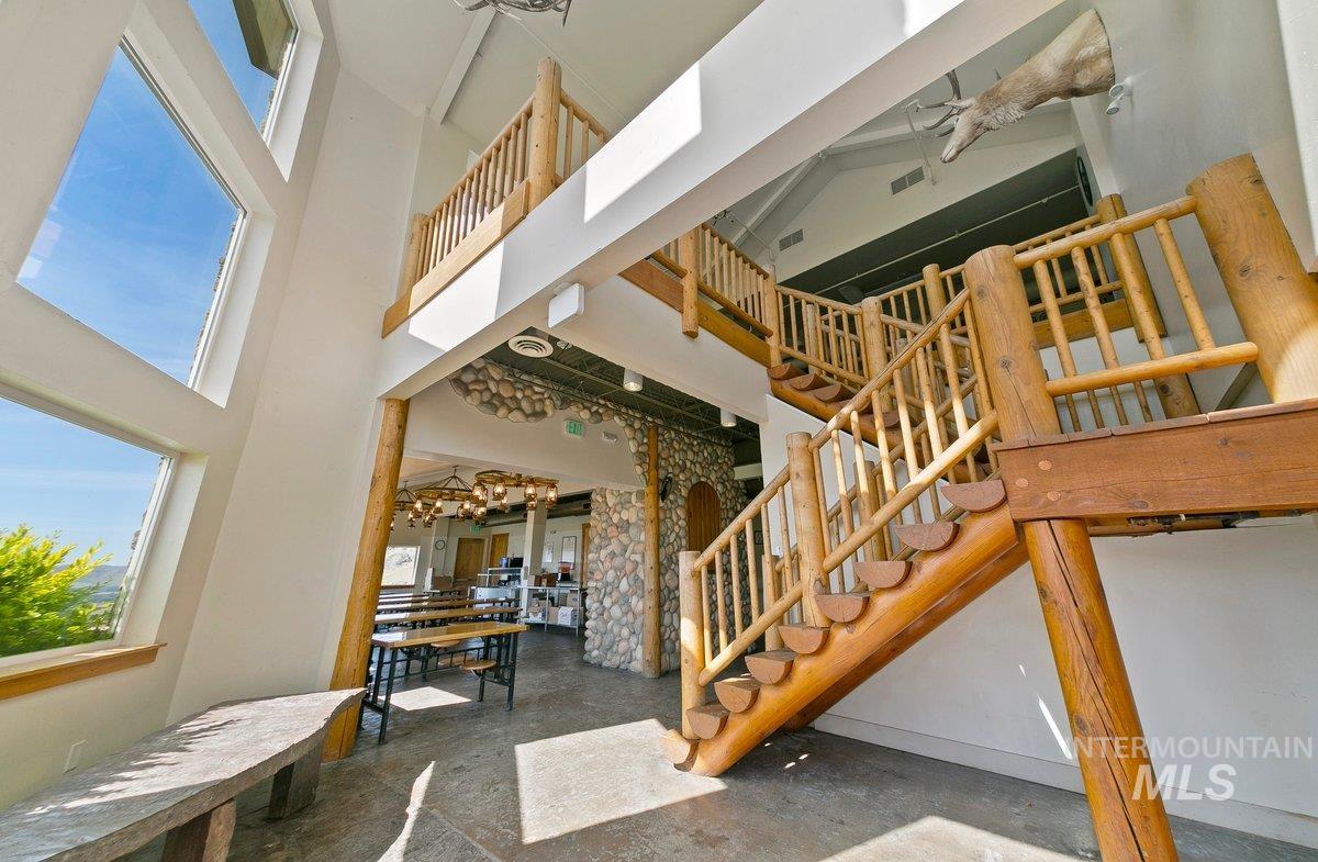 5001 Cherry Gulch Lane, Emmett, Idaho 83617, 10 Bedrooms, 20 Bathrooms, Residential For Sale, Price $3,750,000,MLS 98948292