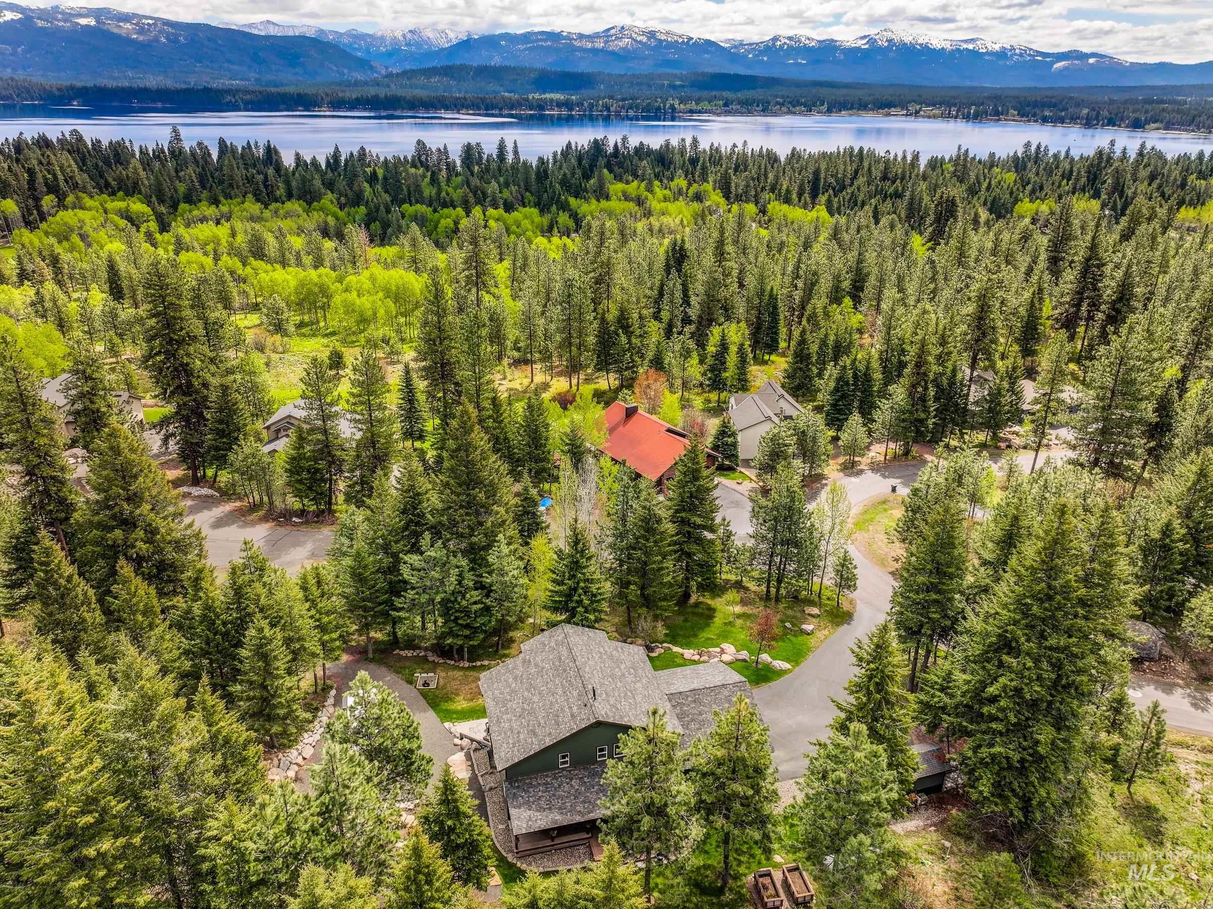1611 Woodhaven Lane, McCall, Idaho 83638, 4 Bedrooms, 3 Bathrooms, Residential For Sale, Price $1,445,000,MLS 98948328