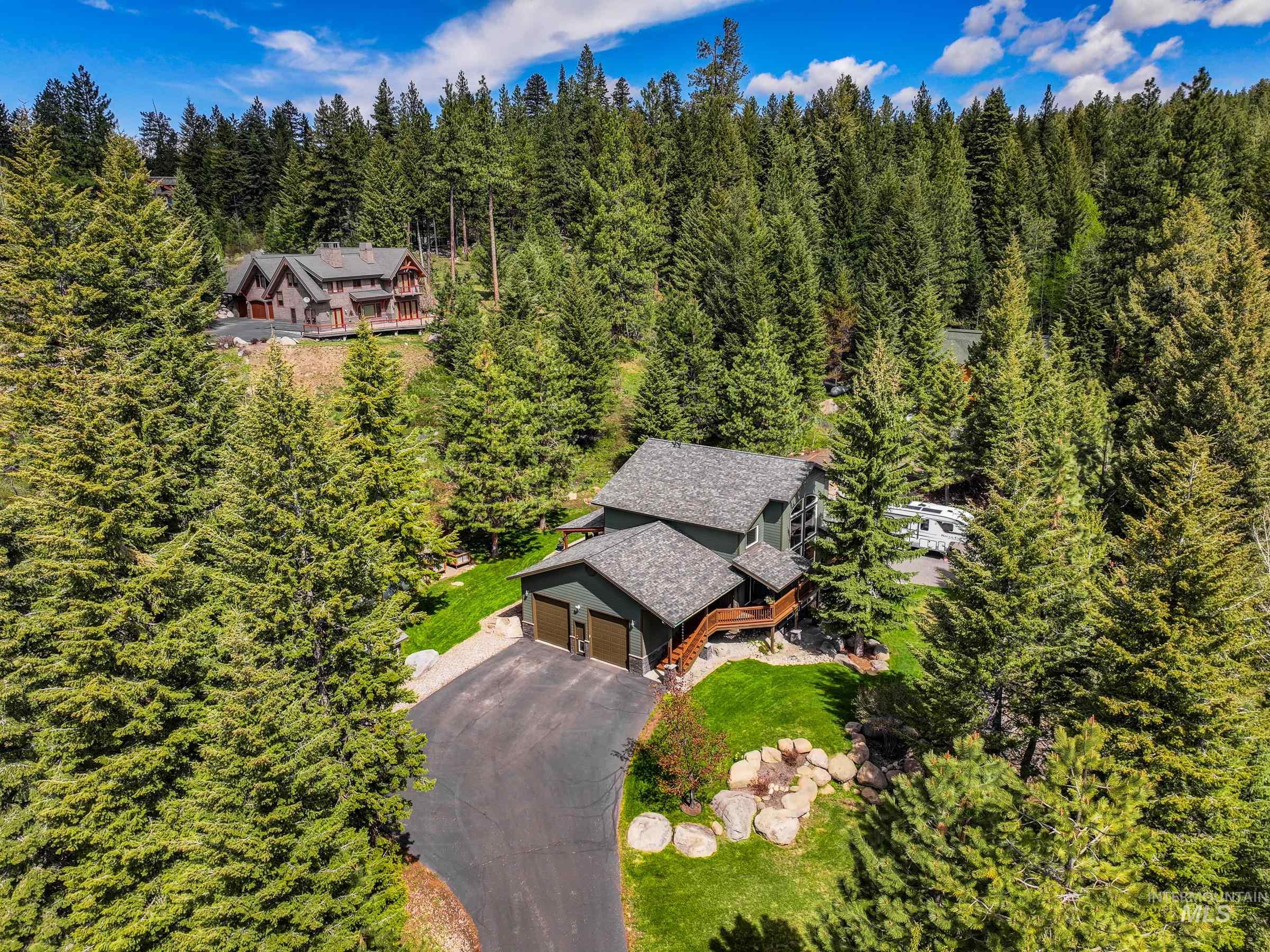 1611 Woodhaven Lane, McCall, Idaho 83638, 4 Bedrooms, 3 Bathrooms, Residential For Sale, Price $1,445,000,MLS 98948328