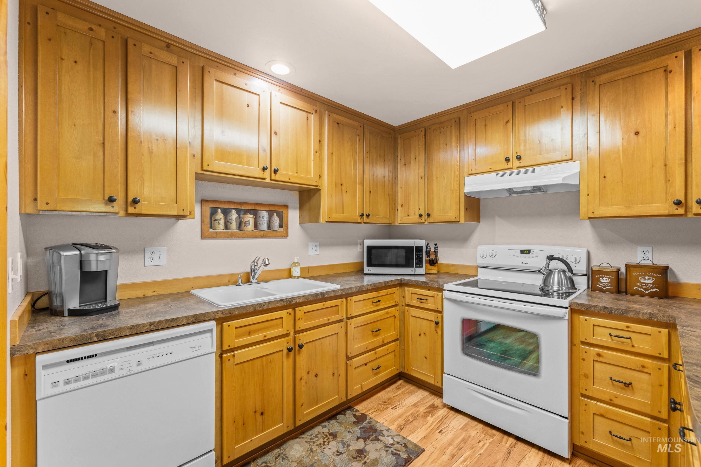 1611 Woodhaven Lane, McCall, Idaho 83638, 4 Bedrooms, 3 Bathrooms, Residential For Sale, Price $1,445,000,MLS 98948328