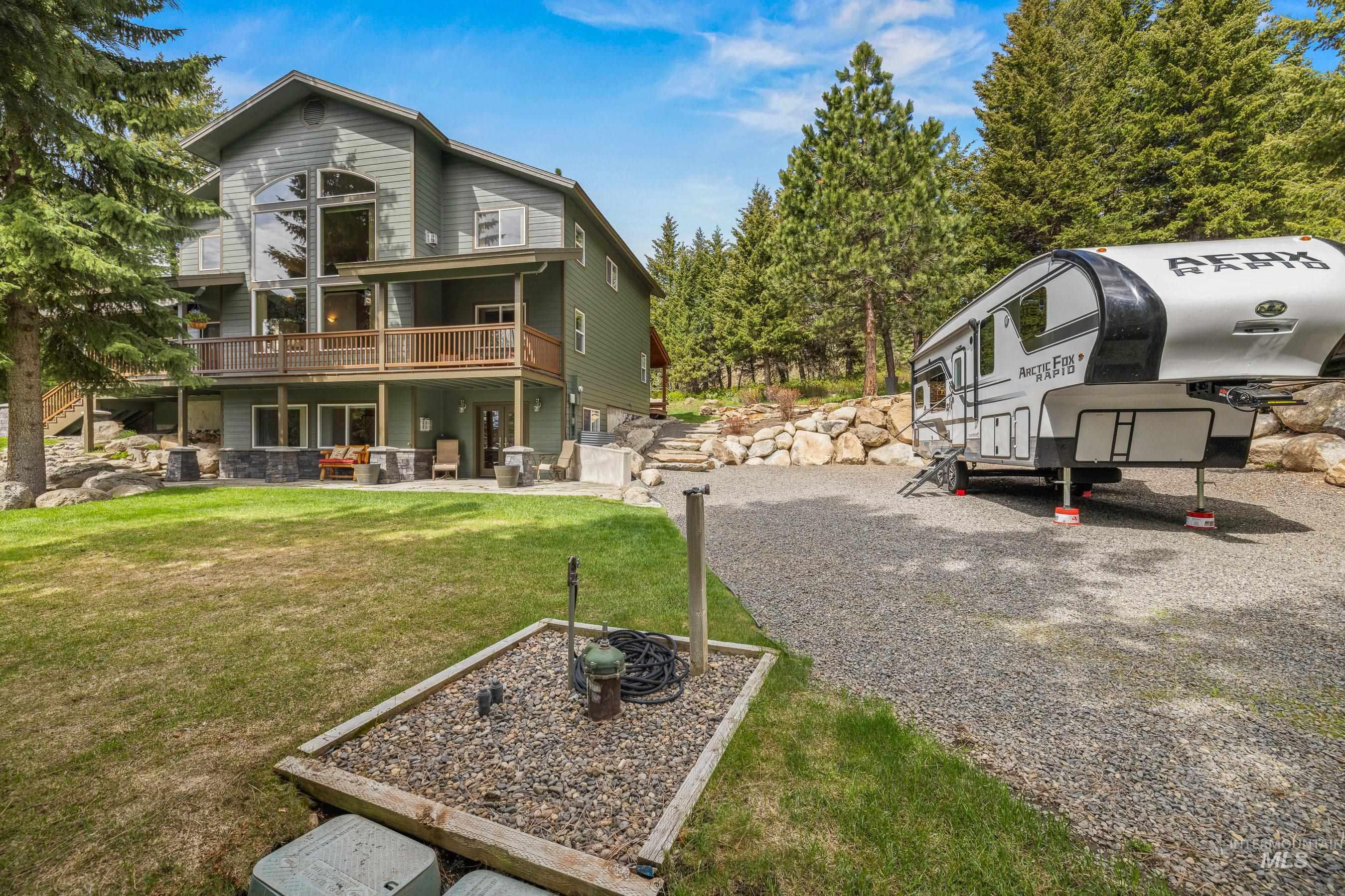 1611 Woodhaven Lane, McCall, Idaho 83638, 4 Bedrooms, 3 Bathrooms, Residential For Sale, Price $1,445,000,MLS 98948328