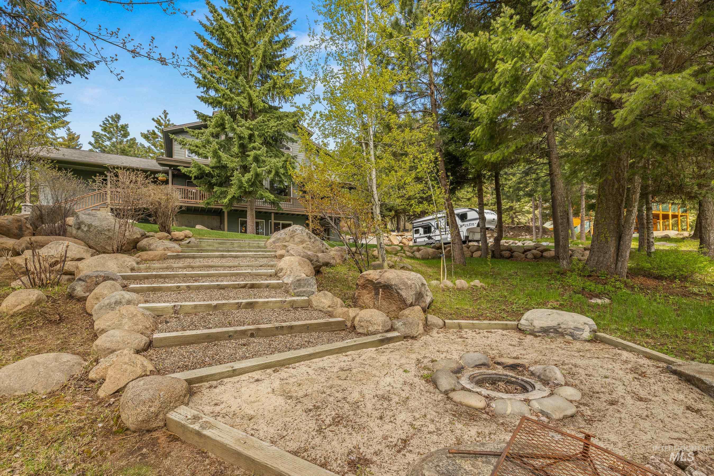 1611 Woodhaven Lane, McCall, Idaho 83638, 4 Bedrooms, 3 Bathrooms, Residential For Sale, Price $1,445,000,MLS 98948328