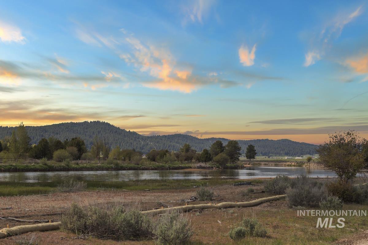 L7 B1 River Bank Drive, Cascade, Idaho 83611, Land For Sale, Price $275,000,MLS 98948335