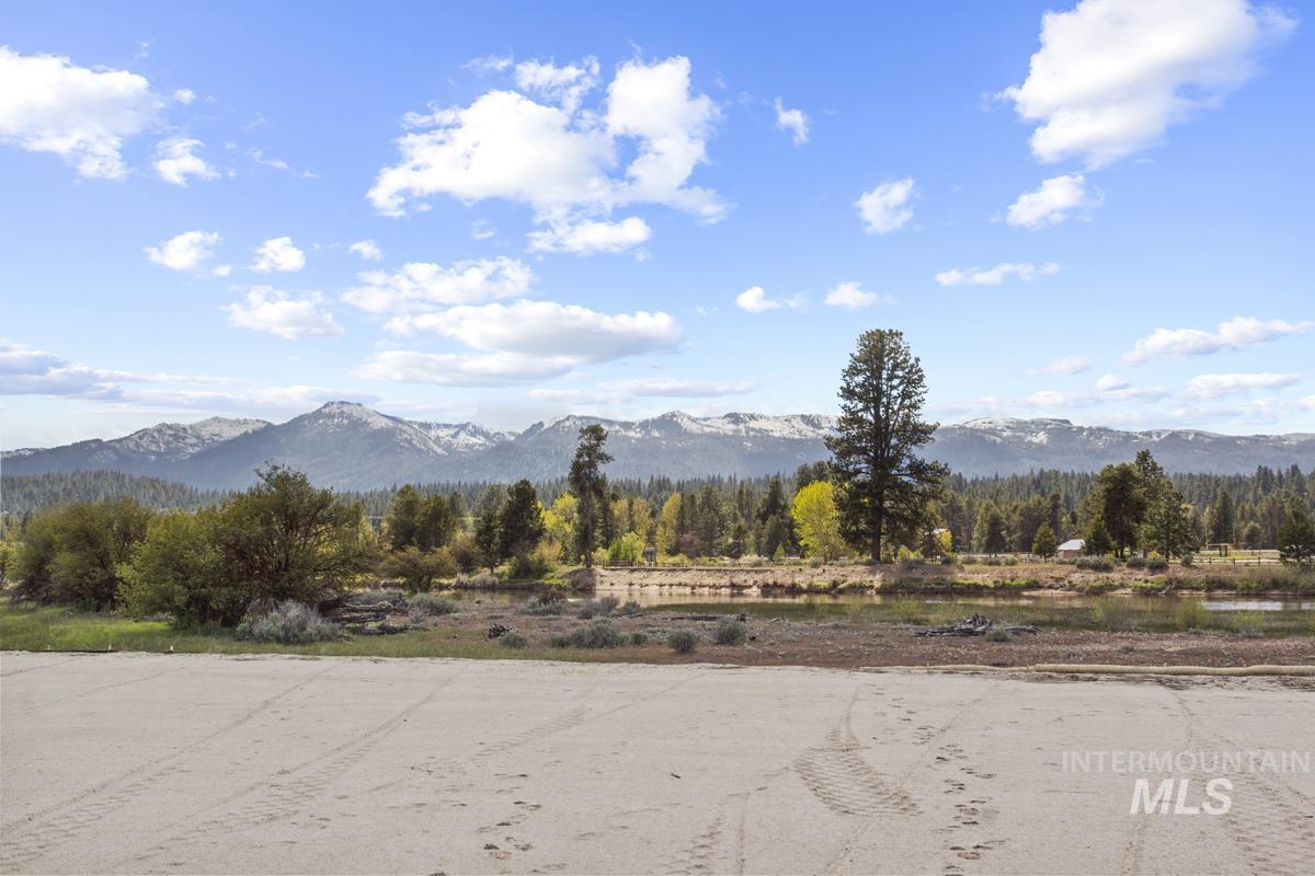 L7 B1 River Bank Drive, Cascade, Idaho 83611, Land For Sale, Price $275,000,MLS 98948335