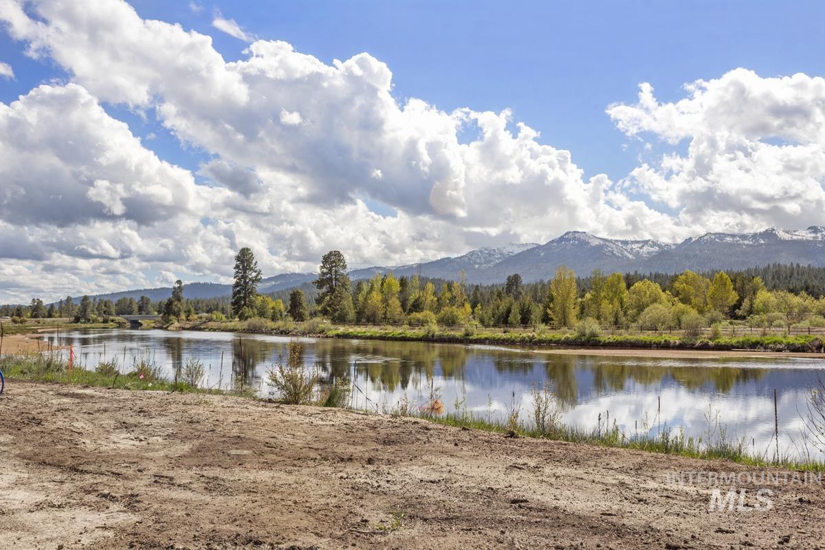 L13 B1 River Bank Drive, Cascade, Idaho 83611, Land For Sale, Price $315,000,MLS 98948339