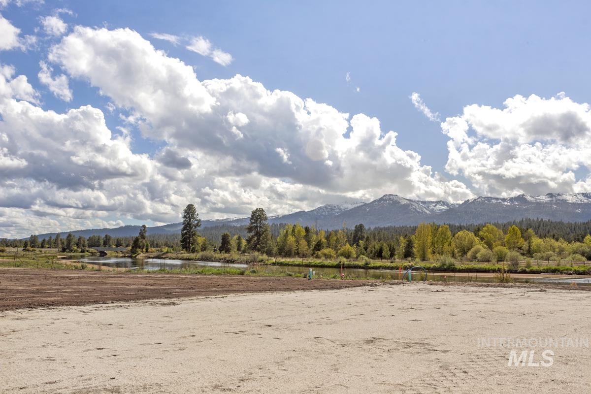 L13 B1 River Bank Drive, Cascade, Idaho 83611, Land For Sale, Price $315,000,MLS 98948339