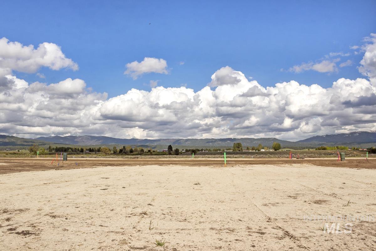 L13 B1 River Bank Drive, Cascade, Idaho 83611, Land For Sale, Price $315,000,MLS 98948339