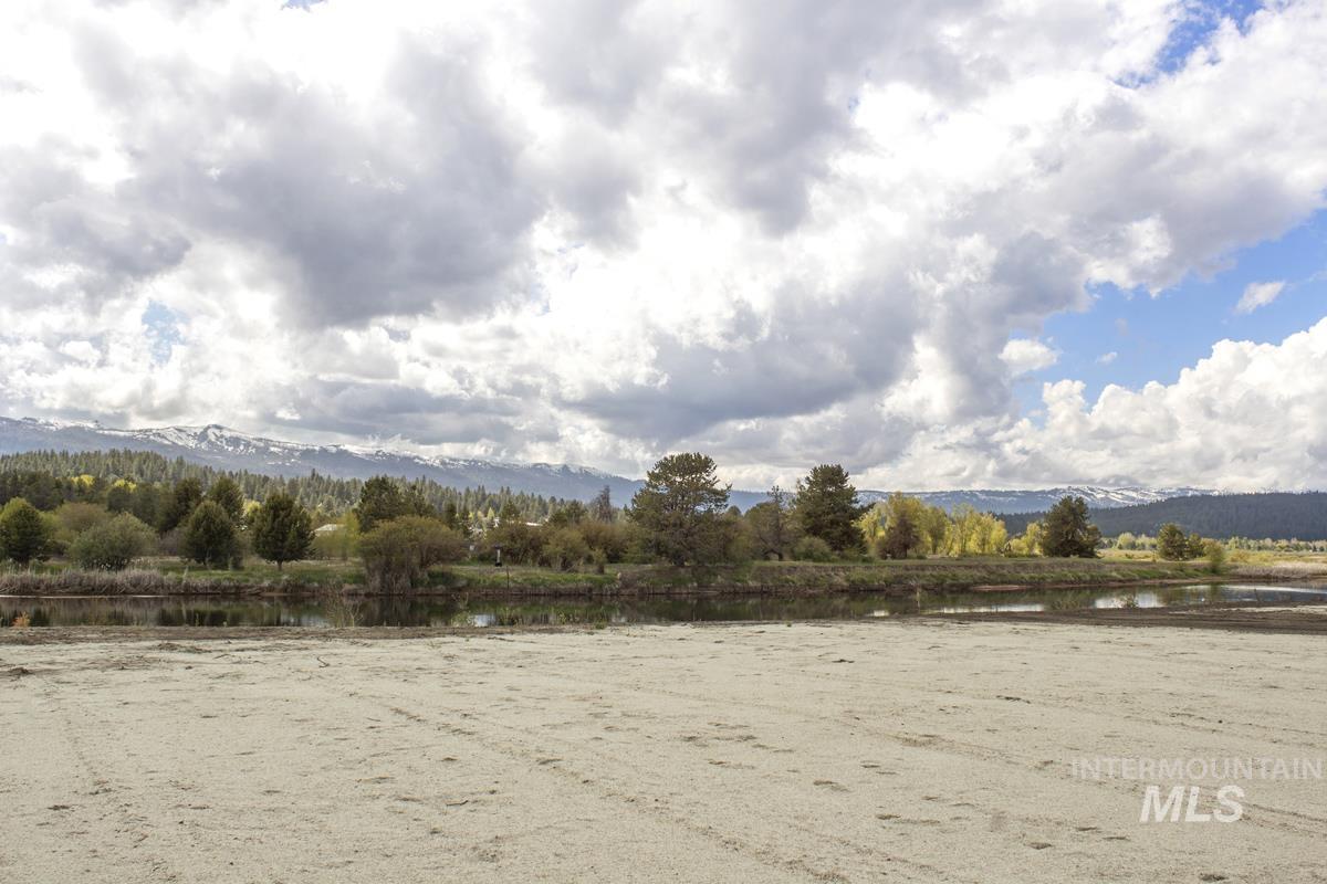 L13 B1 River Bank Drive, Cascade, Idaho 83611, Land For Sale, Price $315,000,MLS 98948339