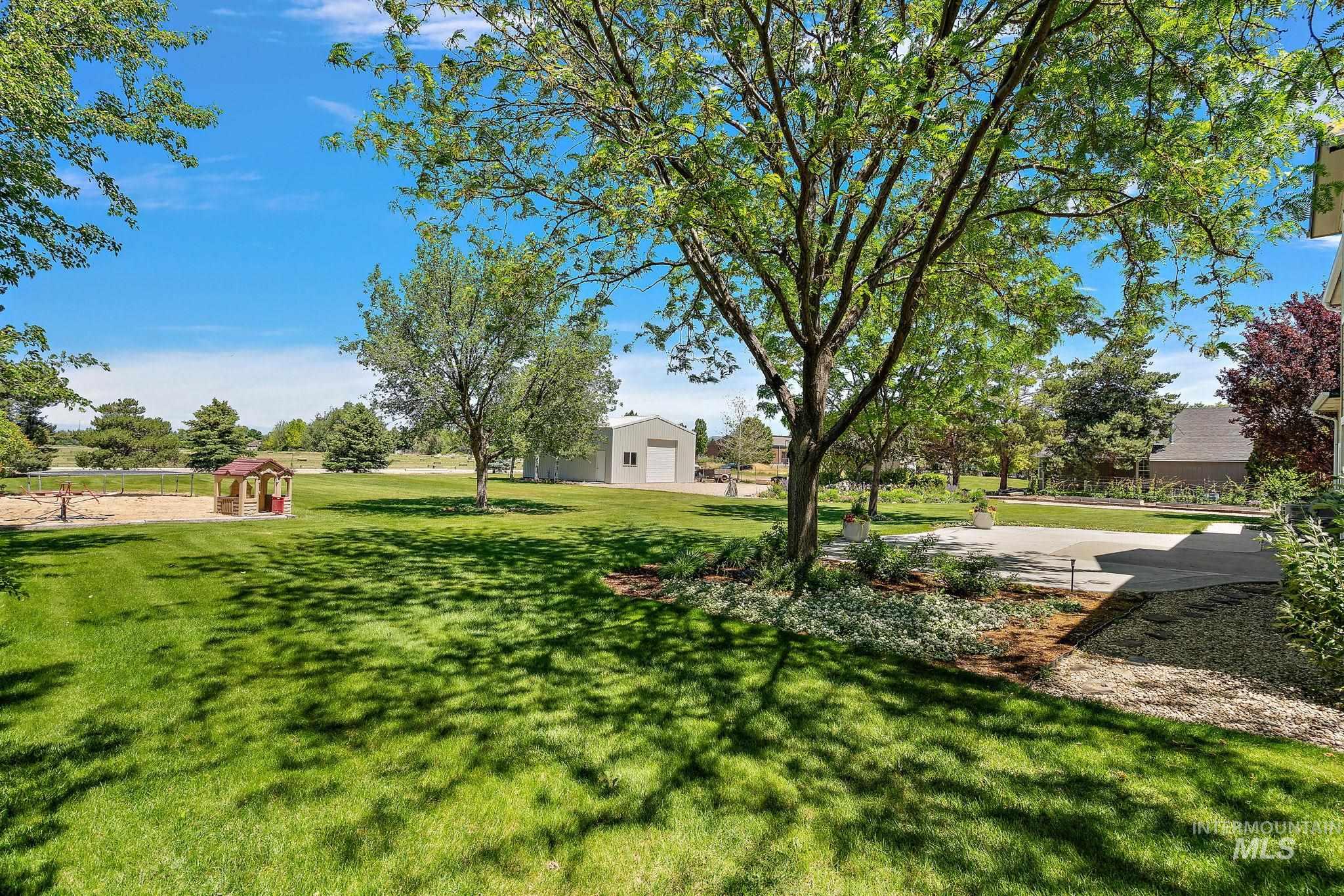 2070 W Waltman St, Meridian, Idaho 83642, 6 Bedrooms, 3 Bathrooms, Residential For Sale, Price $899,999, 98948372