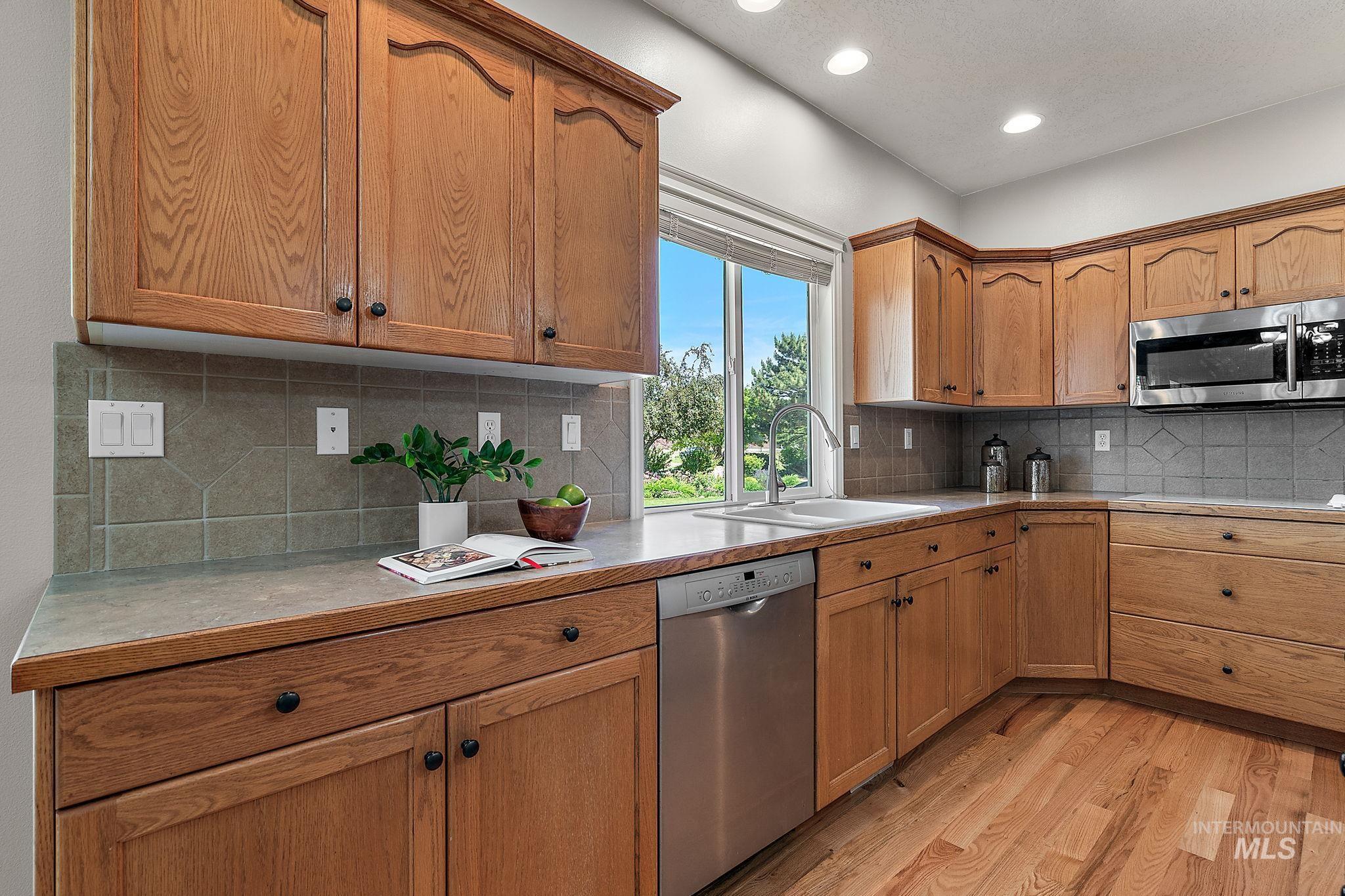 2070 W Waltman St, Meridian, Idaho 83642, 6 Bedrooms, 3 Bathrooms, Residential For Sale, Price $899,999, 98948372
