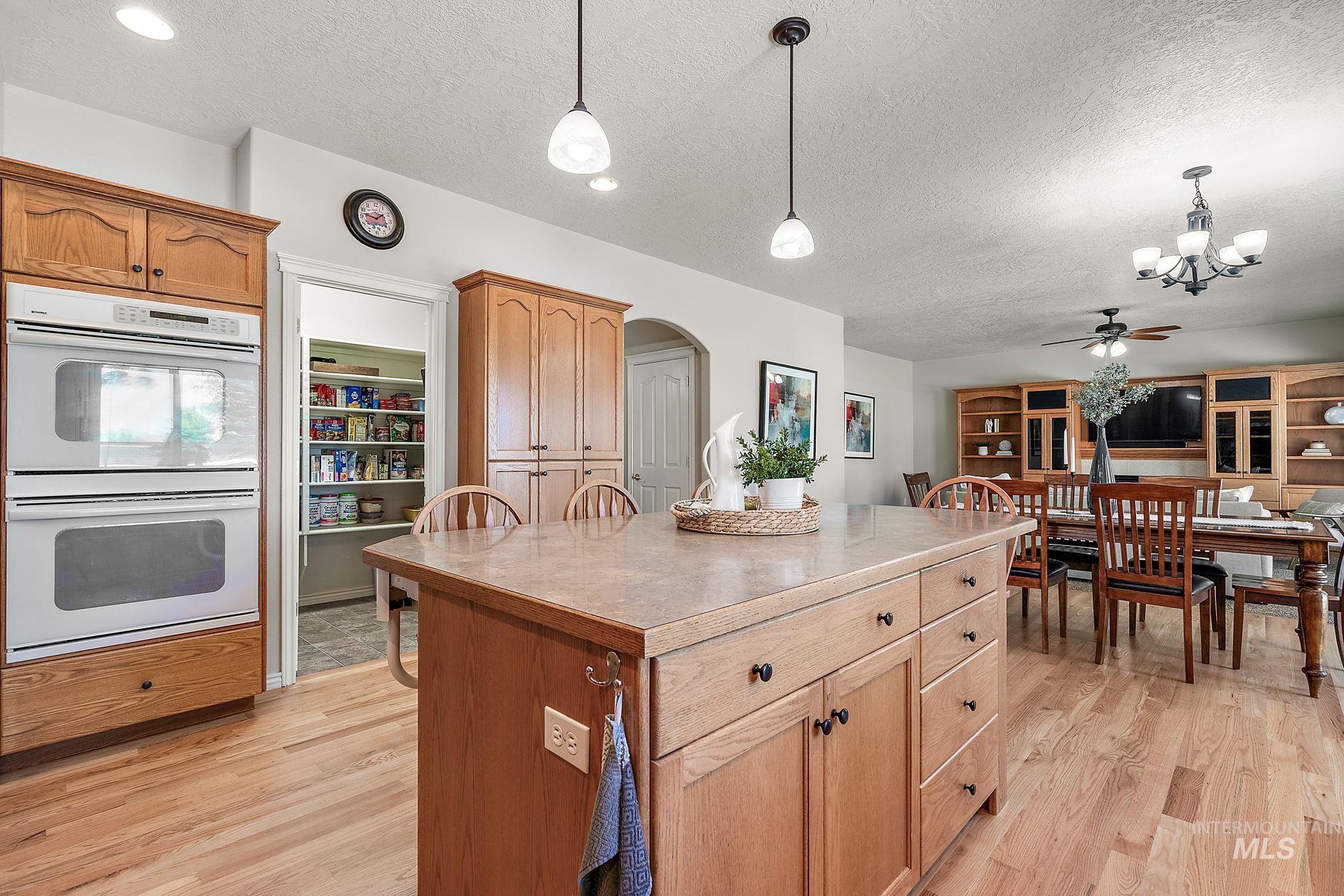 2070 W Waltman St, Meridian, Idaho 83642, 6 Bedrooms, 3 Bathrooms, Residential For Sale, Price $899,999, 98948372