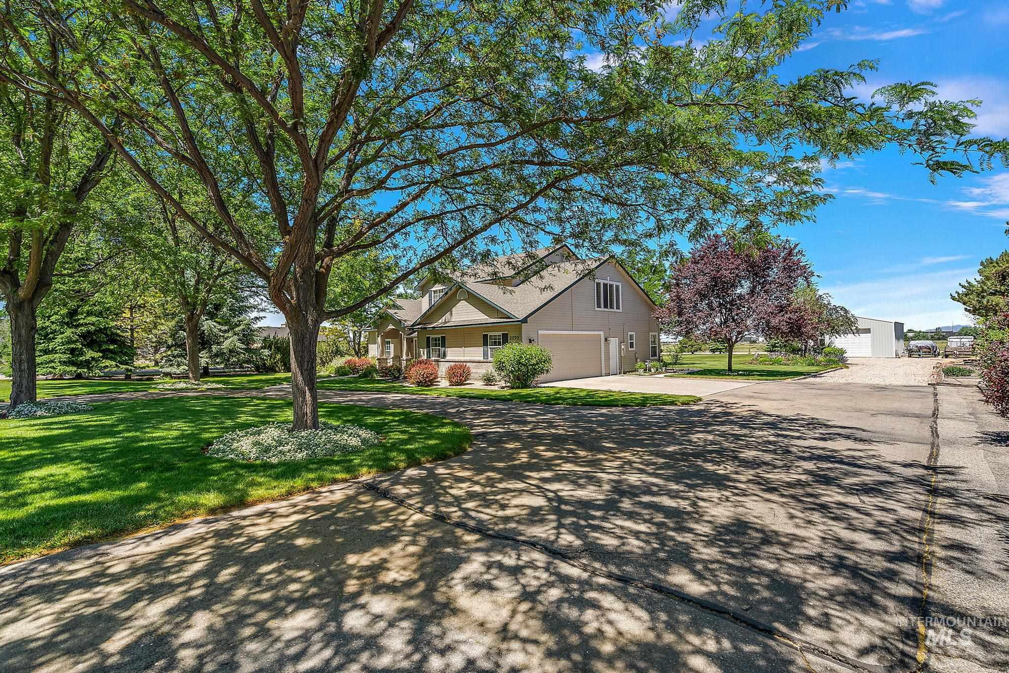 2070 W Waltman St, Meridian, Idaho 83642, 6 Bedrooms, 3 Bathrooms, Residential For Sale, Price $899,999, 98948372