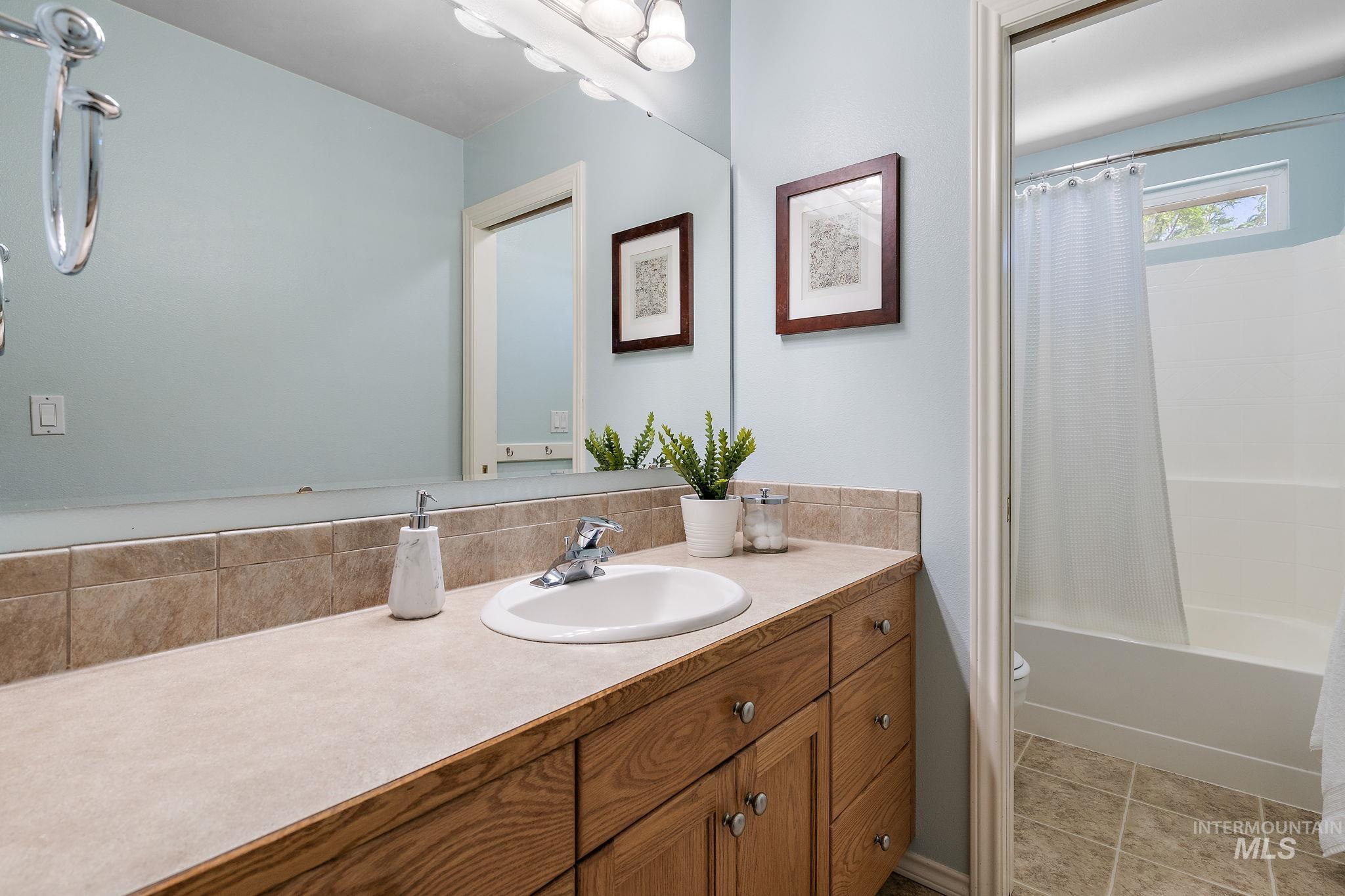 2070 W Waltman St, Meridian, Idaho 83642, 6 Bedrooms, 3 Bathrooms, Residential For Sale, Price $899,999, 98948372