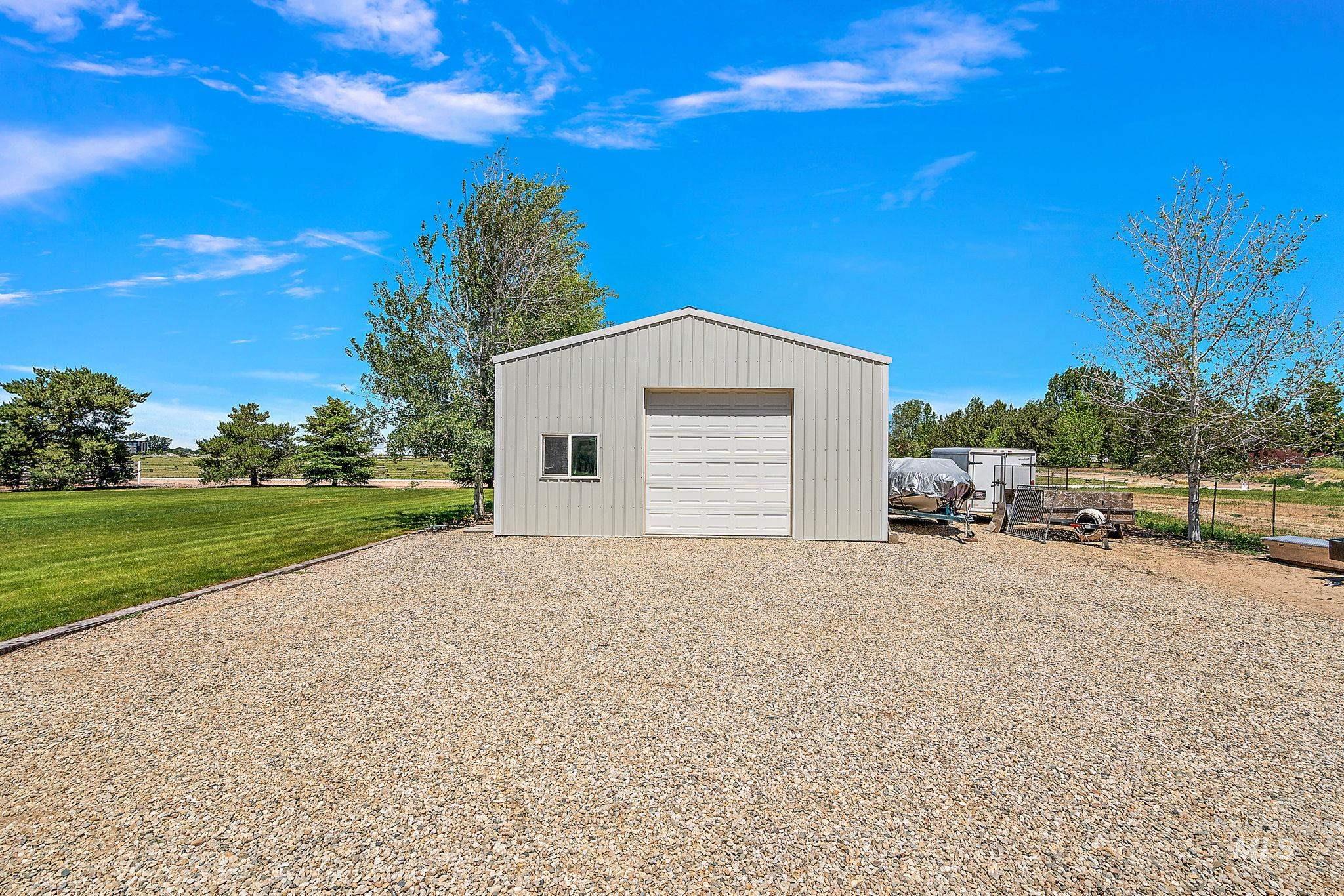2070 W Waltman St, Meridian, Idaho 83642, 6 Bedrooms, 3 Bathrooms, Residential For Sale, Price $899,999, 98948372