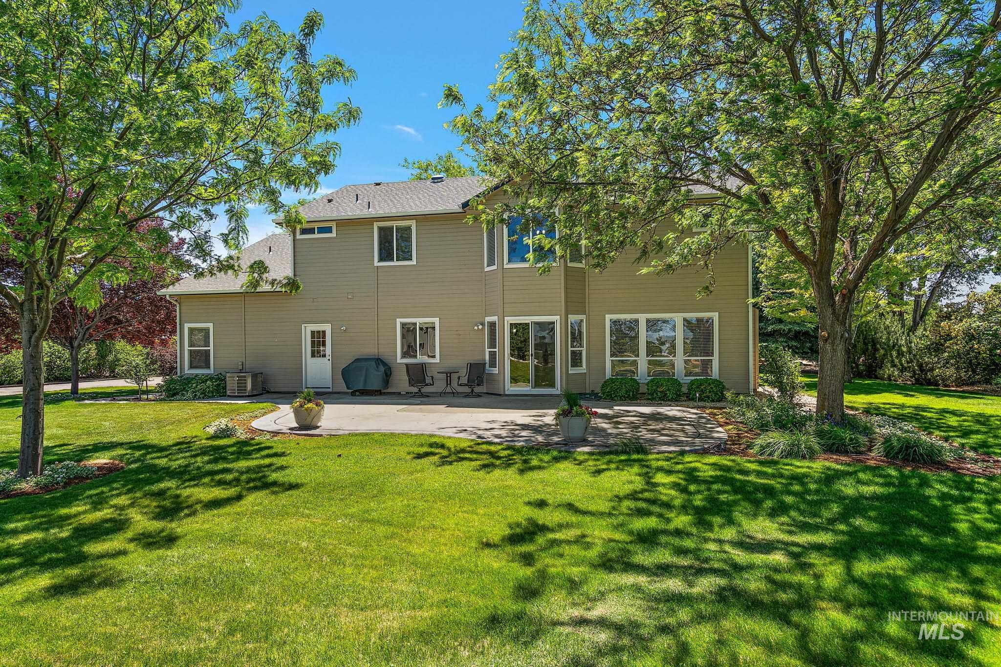 2070 W Waltman St, Meridian, Idaho 83642, 6 Bedrooms, 3 Bathrooms, Residential For Sale, Price $899,999, 98948372