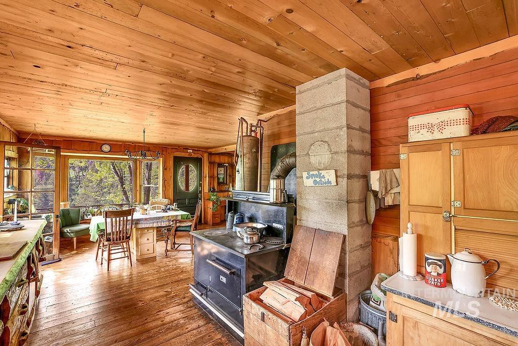 559 Kessler Creek Rd, Riggins, Idaho 83549, 2 Bedrooms, 1 Bathroom, Farm & Ranch For Sale, Price $1,200,000, 98948431