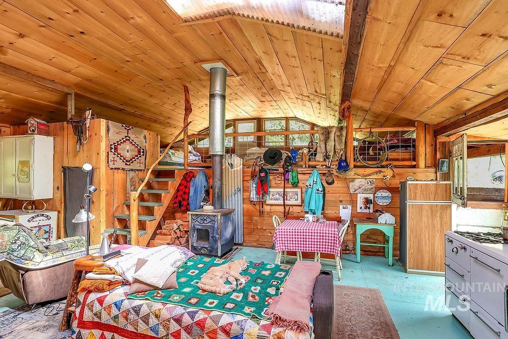 559 Kessler Creek Rd, Riggins, Idaho 83549, 2 Bedrooms, 1 Bathroom, Farm & Ranch For Sale, Price $1,200,000, 98948431
