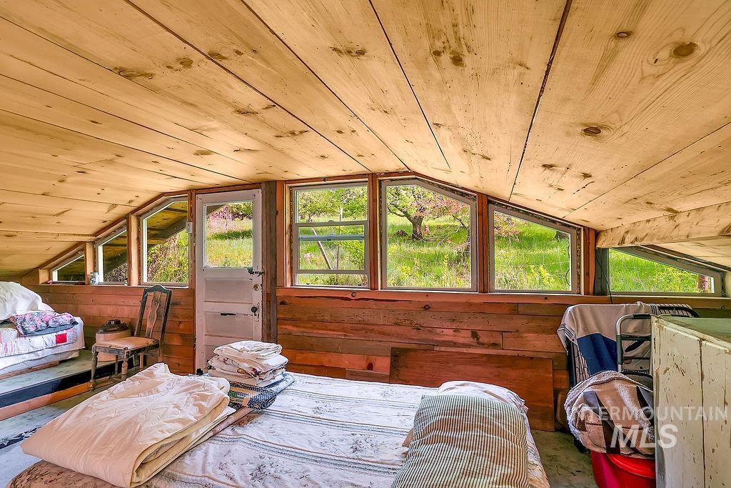 559 Kessler Creek Rd, Riggins, Idaho 83549, 2 Bedrooms, 1 Bathroom, Farm & Ranch For Sale, Price $1,200,000, 98948431