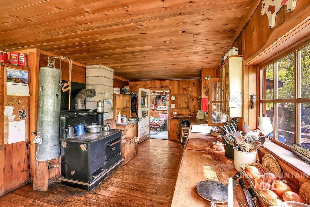 559 Kessler Creek Rd, Riggins, Idaho 83549, 2 Bedrooms, 1 Bathroom, Farm & Ranch For Sale, Price $1,200,000, 98948431