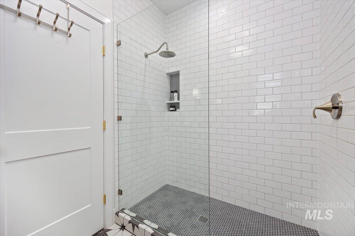 8 River Run Estates, Burley, Idaho 83318, 3 Bedrooms, 3.5 Bathrooms, Residential For Sale, Price $1,350,000, 98948455